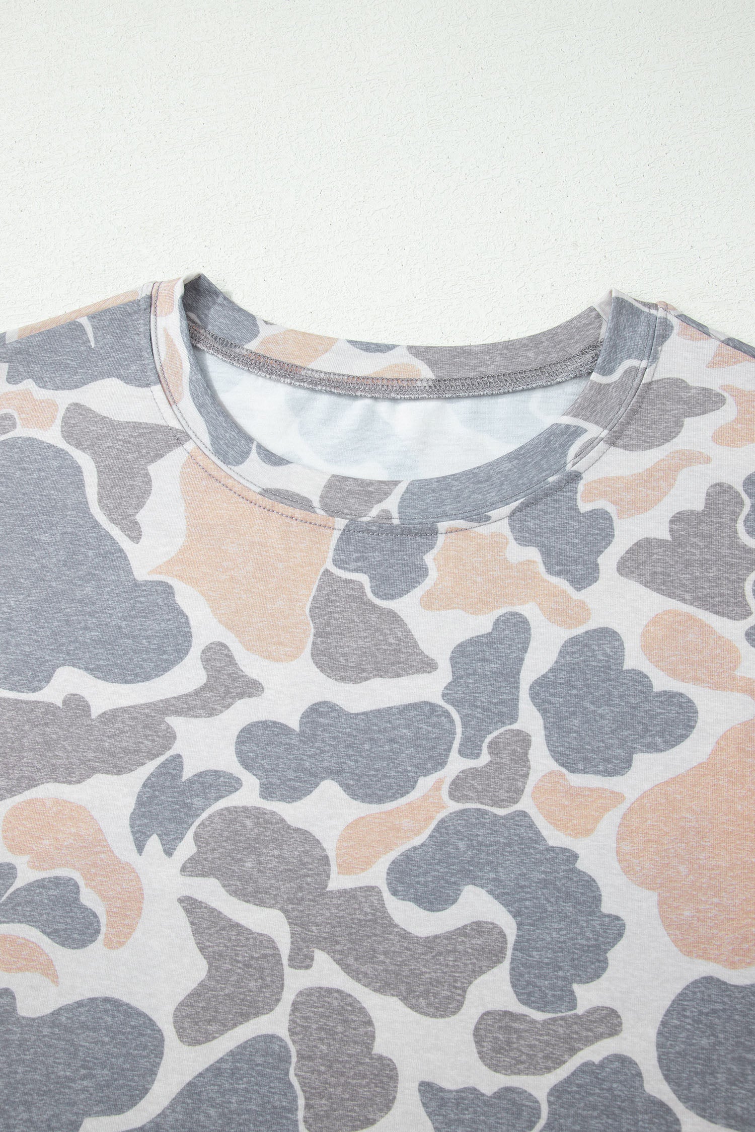 Retro Camouflage Print Casual T Shirt – Multicolour