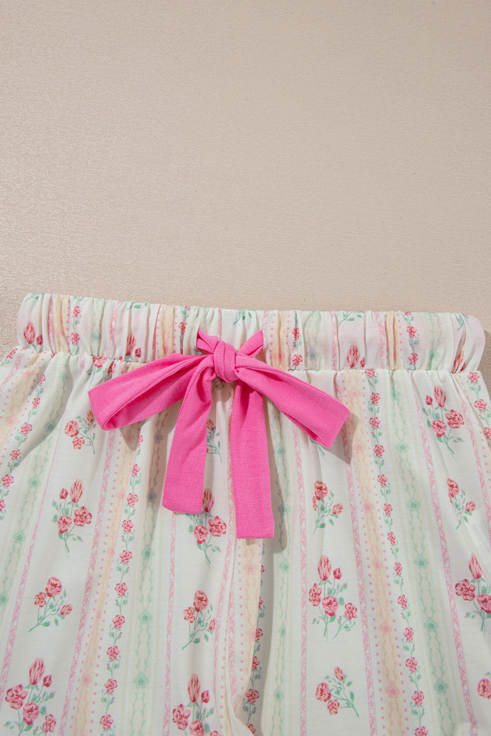 Beige Floral Print Contrast Pipping Short Pyjamas Set eAura
