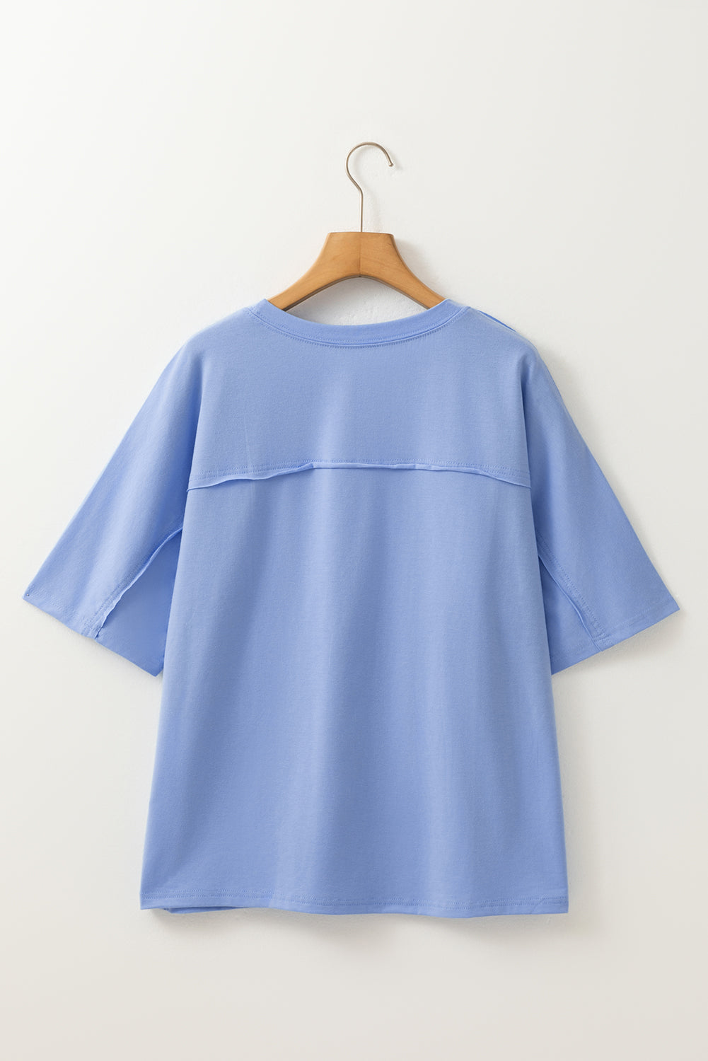 Flower Patched Exposed Stitching Trim Crew Neck Loose Tee eAura
