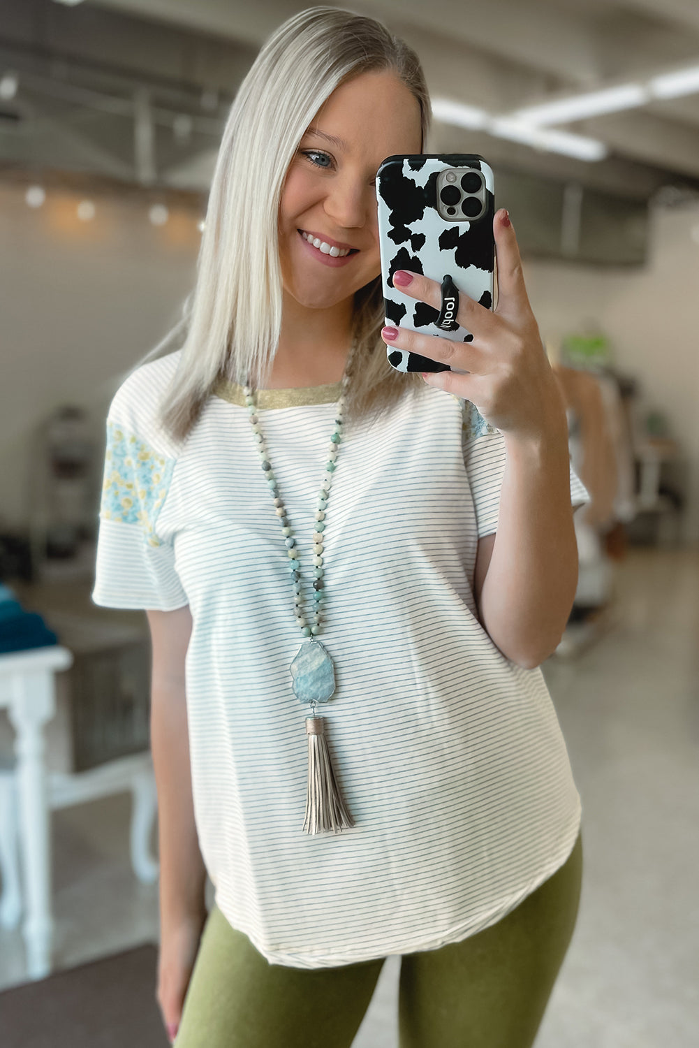 White Stripe Floral Insert Sleeves Contrast Round Neck Tee - eAura