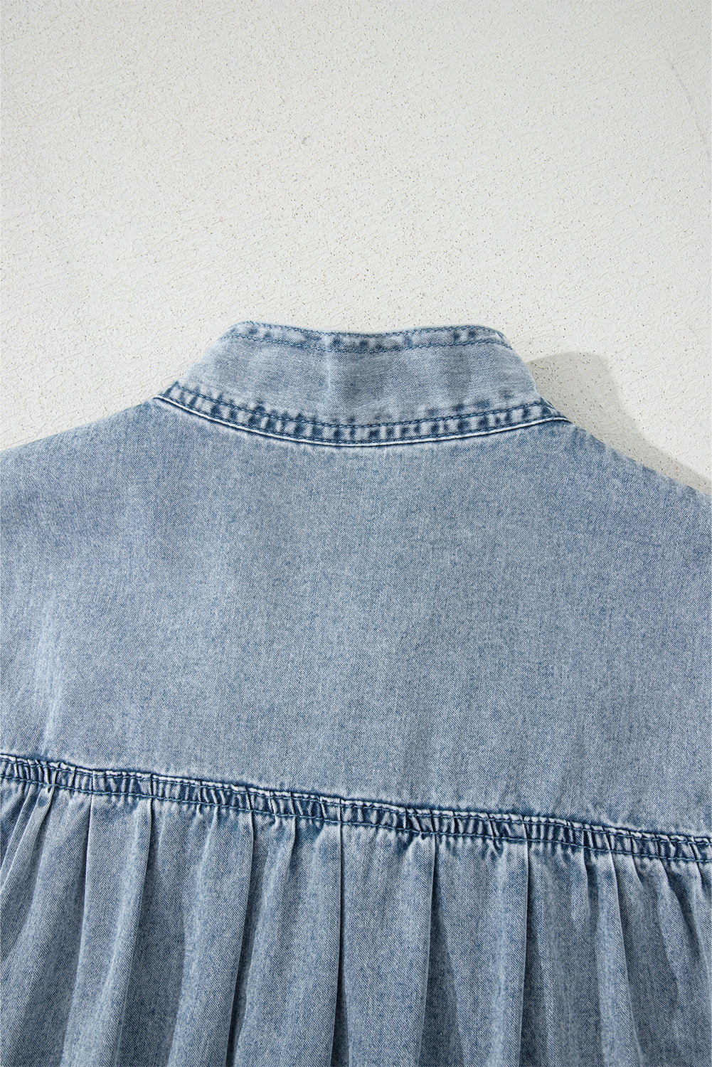 Bowknot Neck Sleeveless Ruffled Chambray Dress eAura