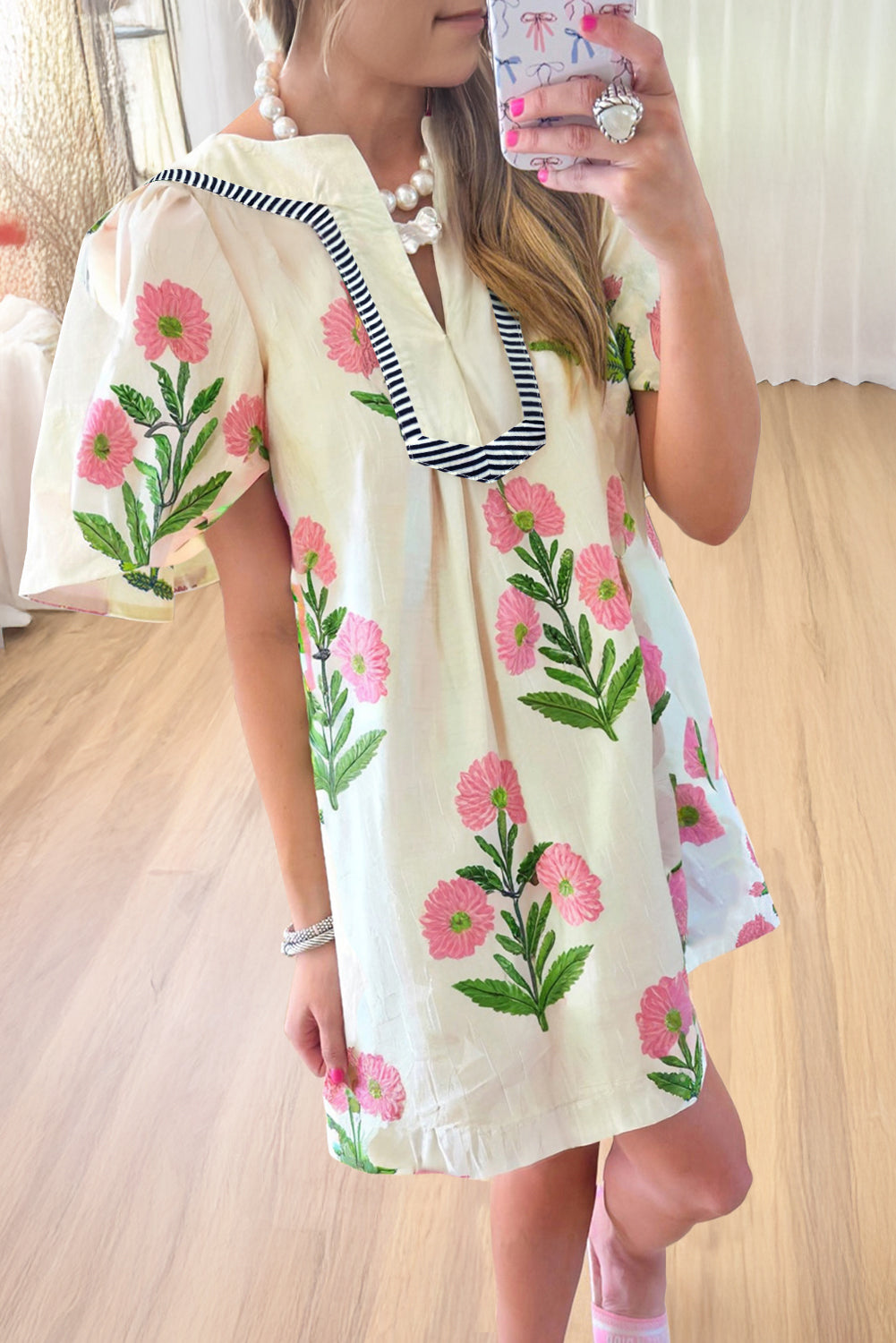 Floral Short Sleeve Split Neck Loose Mini Dress eAura