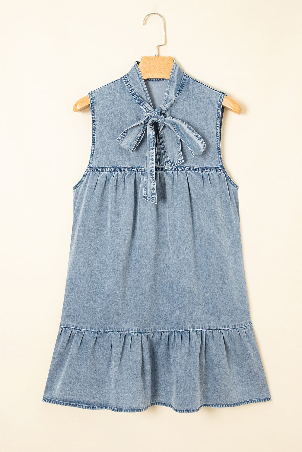 Bowknot Neck Sleeveless Ruffled Chambray Dress eAura