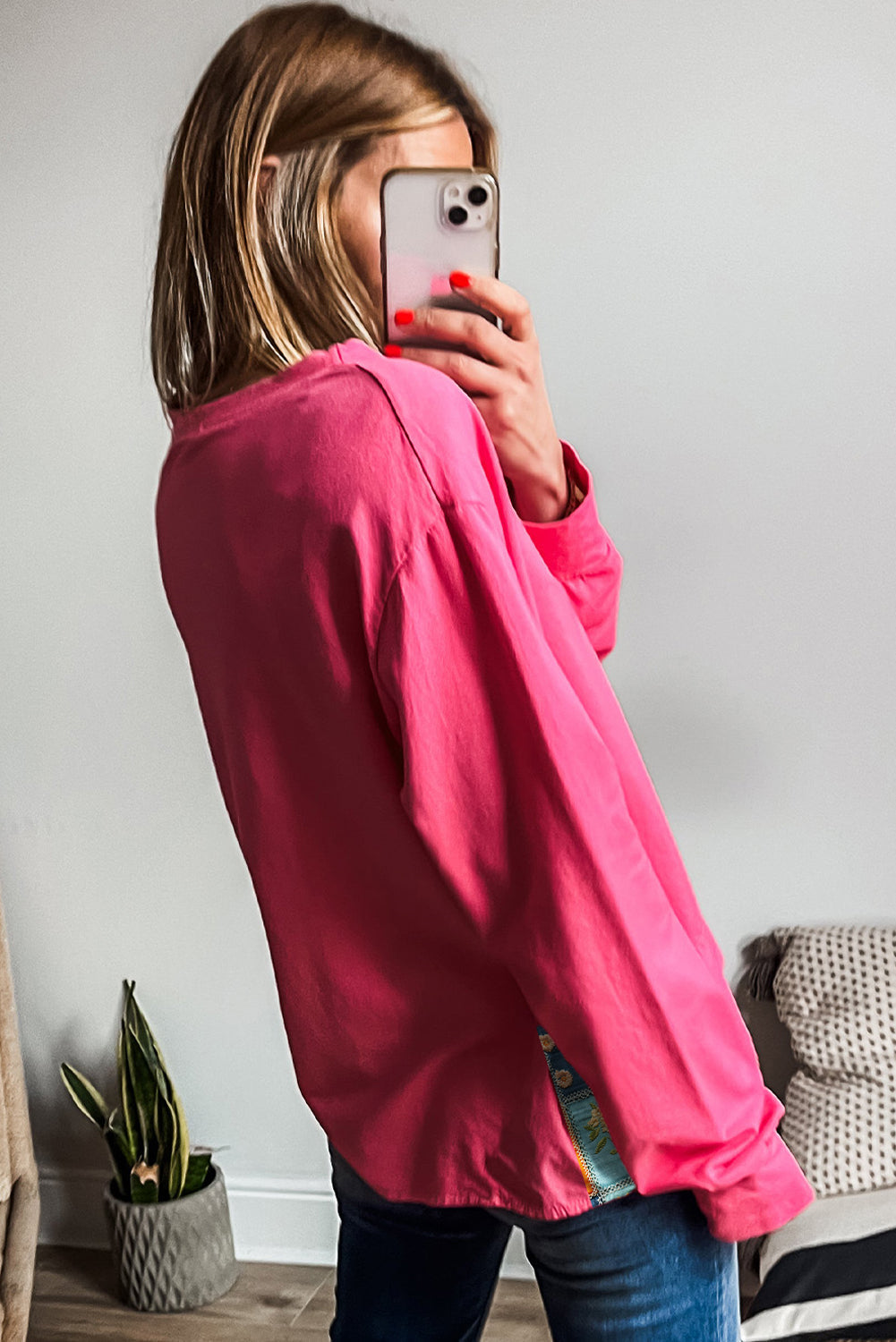 Strawberry Pink Floral Hemline Patchwork Round Neck Casual Top eAura