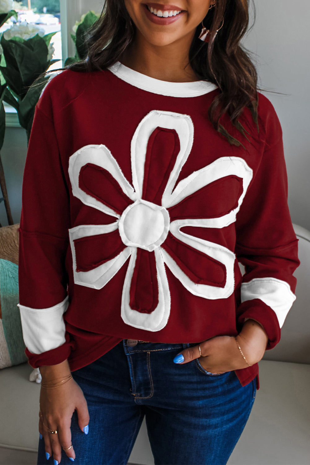 Daisy Flower Patched Round Neck Long Sleeve Top - eAura