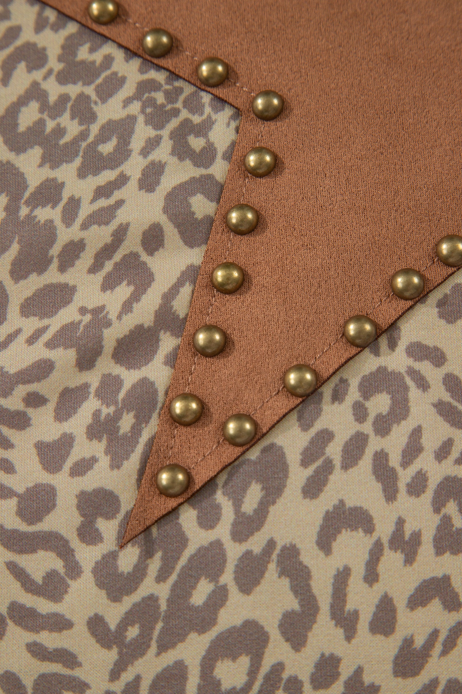 Leopard Print Studded Star Patch Loose Tee – Khaki & Pink