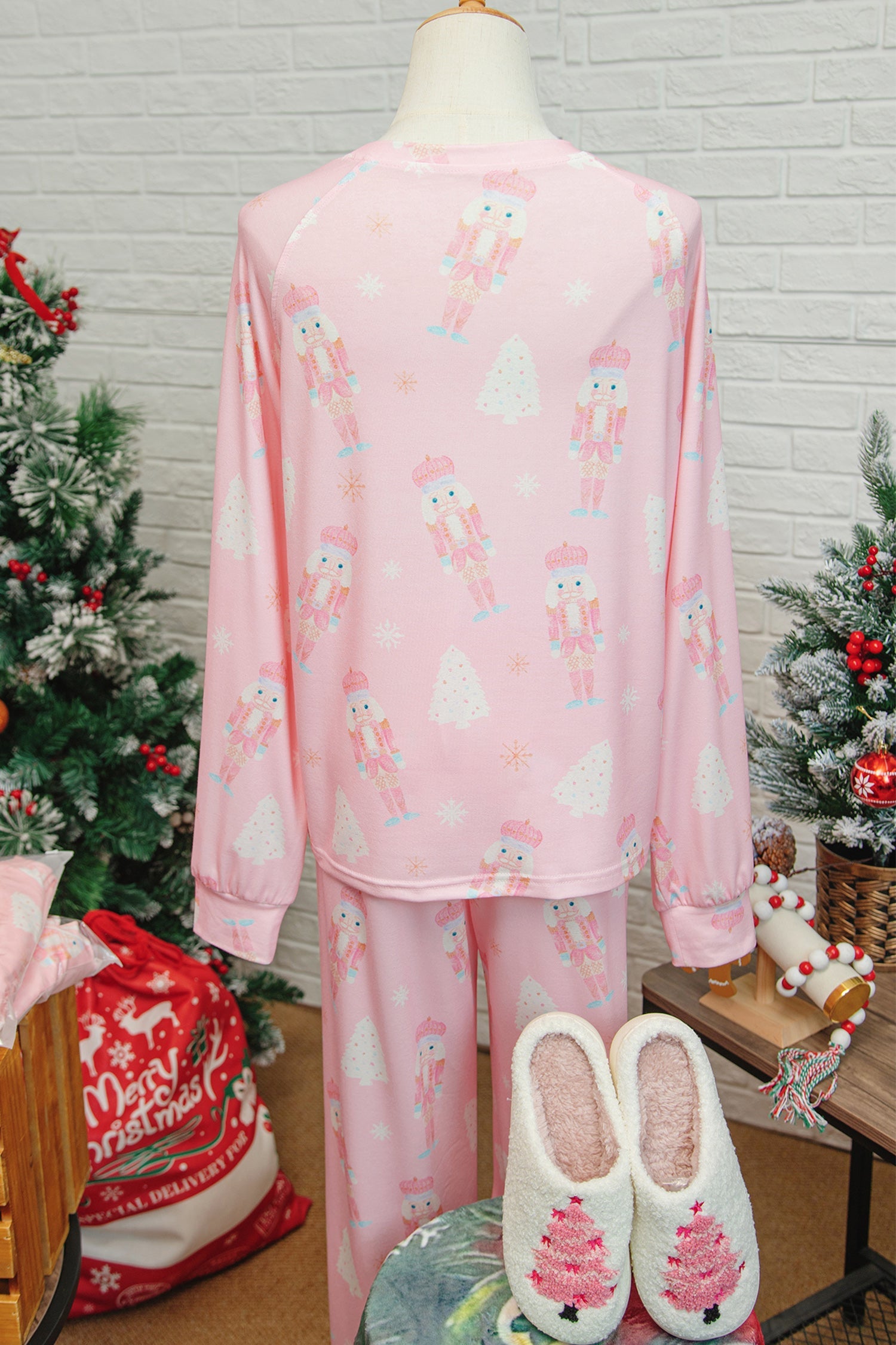 Pink Christmas Tree Nutcracker Print Pyjama Set - eAura