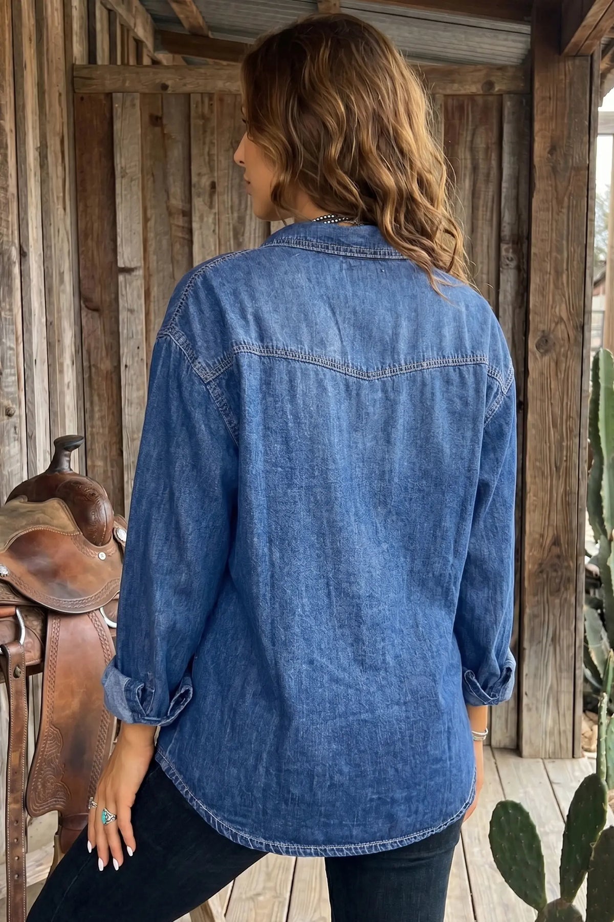 Western Patch Pockets Tunic Length Long Sleeve Denim Shirt – Sail Blue