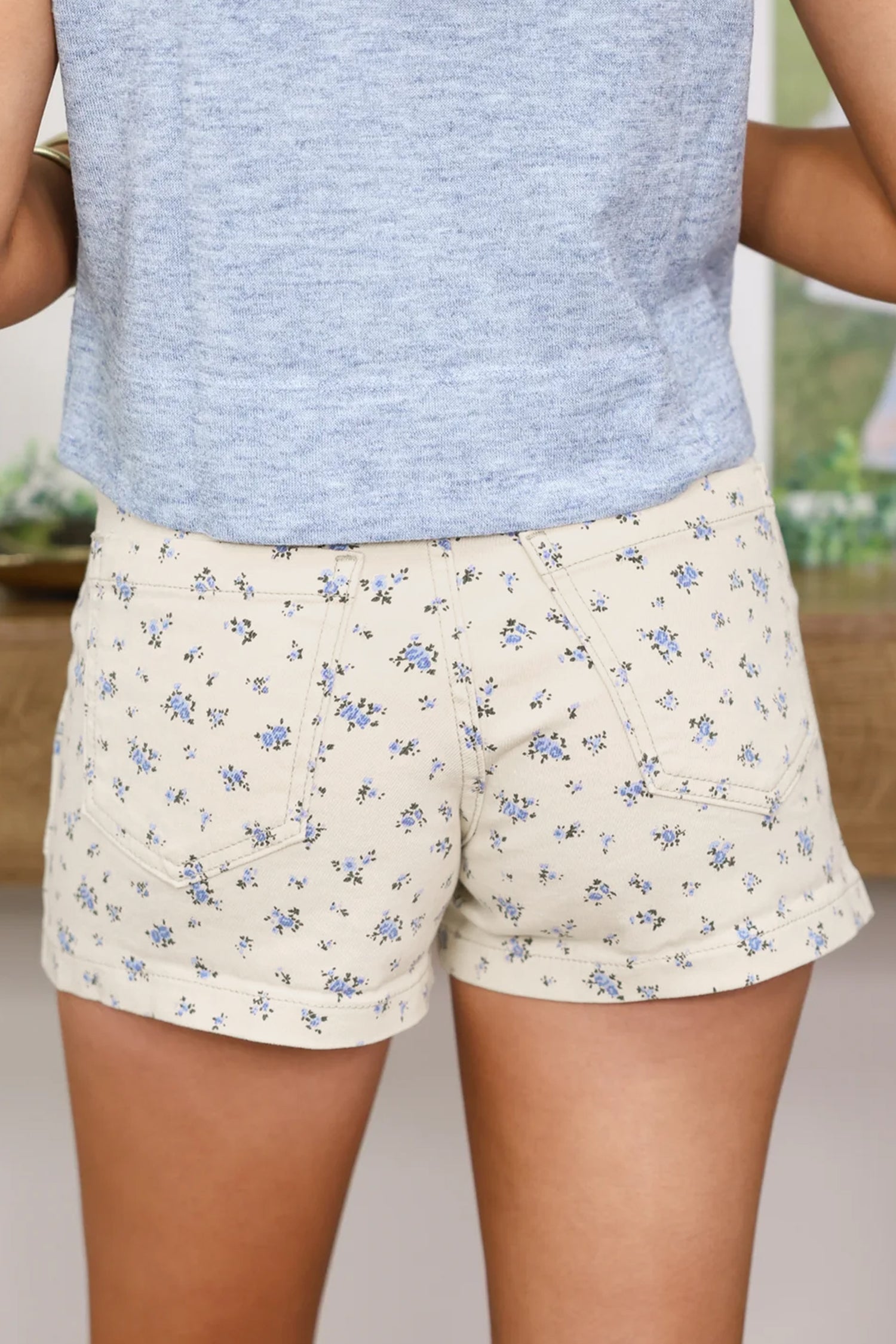 Floral Casual Cute Denim Shorts – White