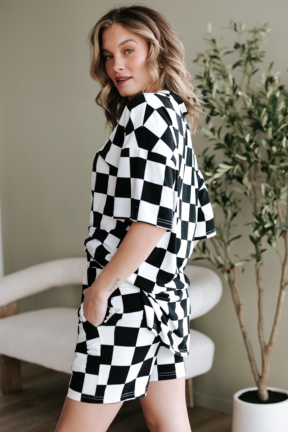Checkerboard Print V Neck Loose Tee and Shorts Lounge Set eAura