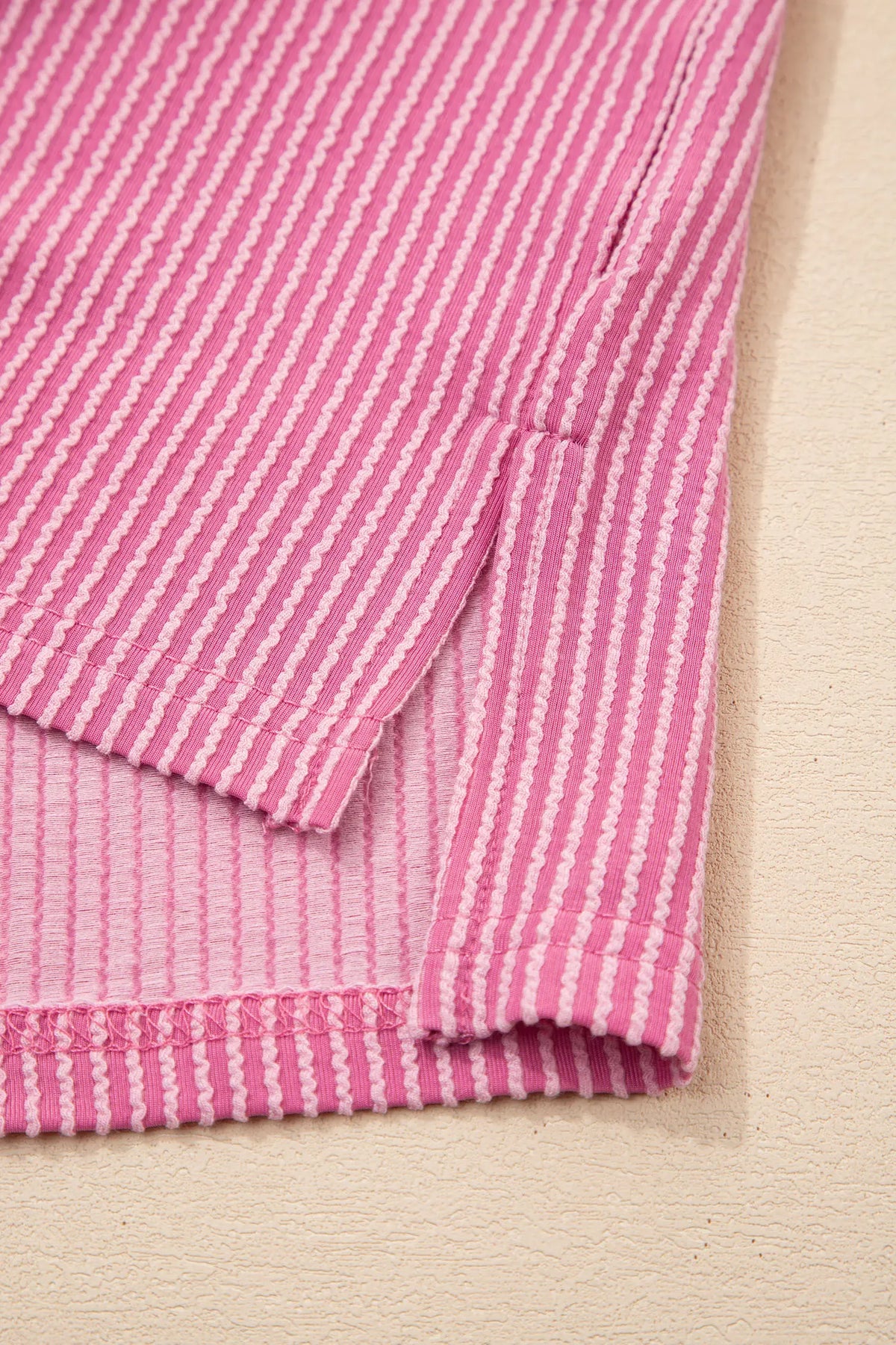 Textured Knit Exposed Stitching T-shirt – Bonbon
