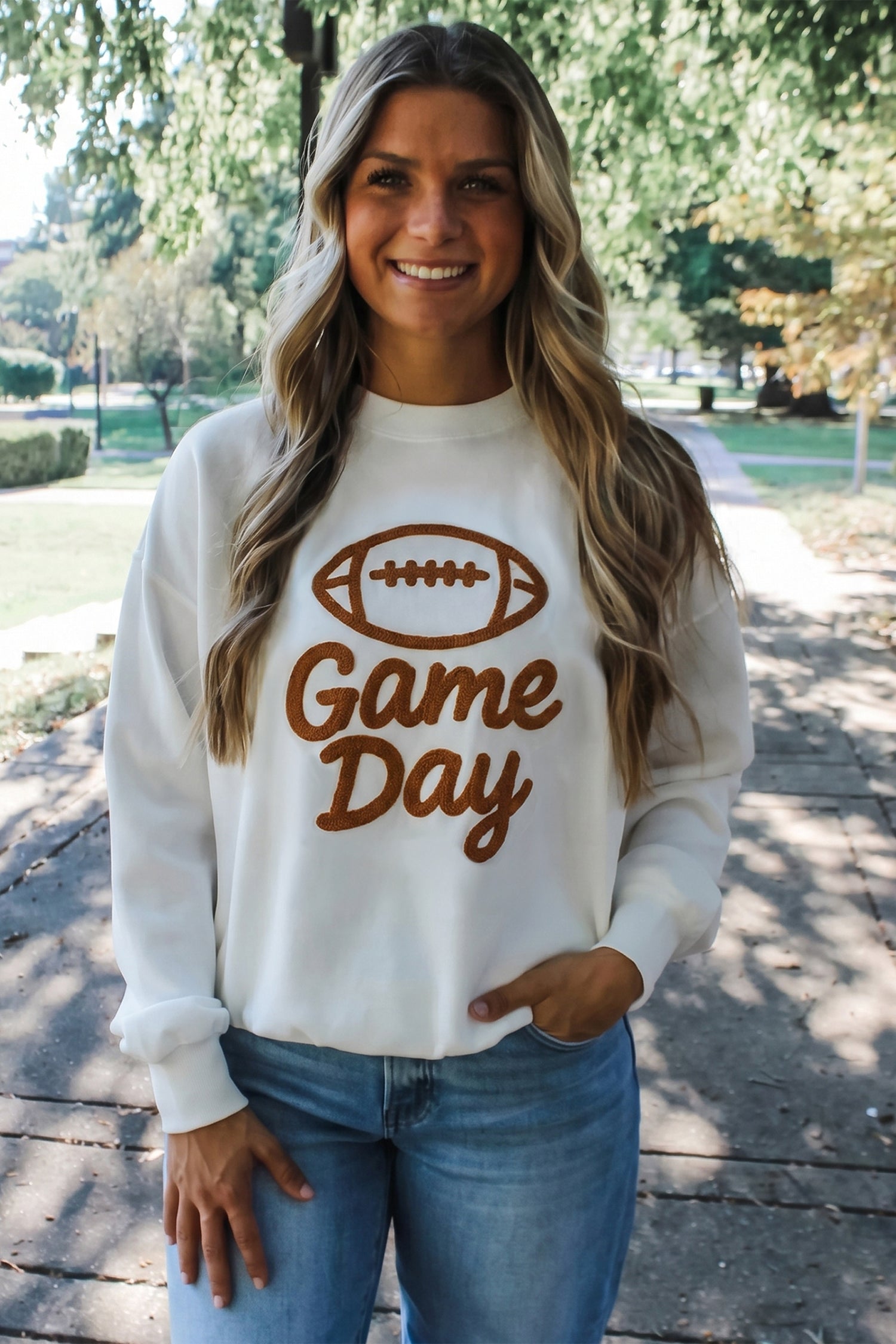 Embroidered Slogan Game Day Rugby Pattern Crewneck Sweatshirt – White