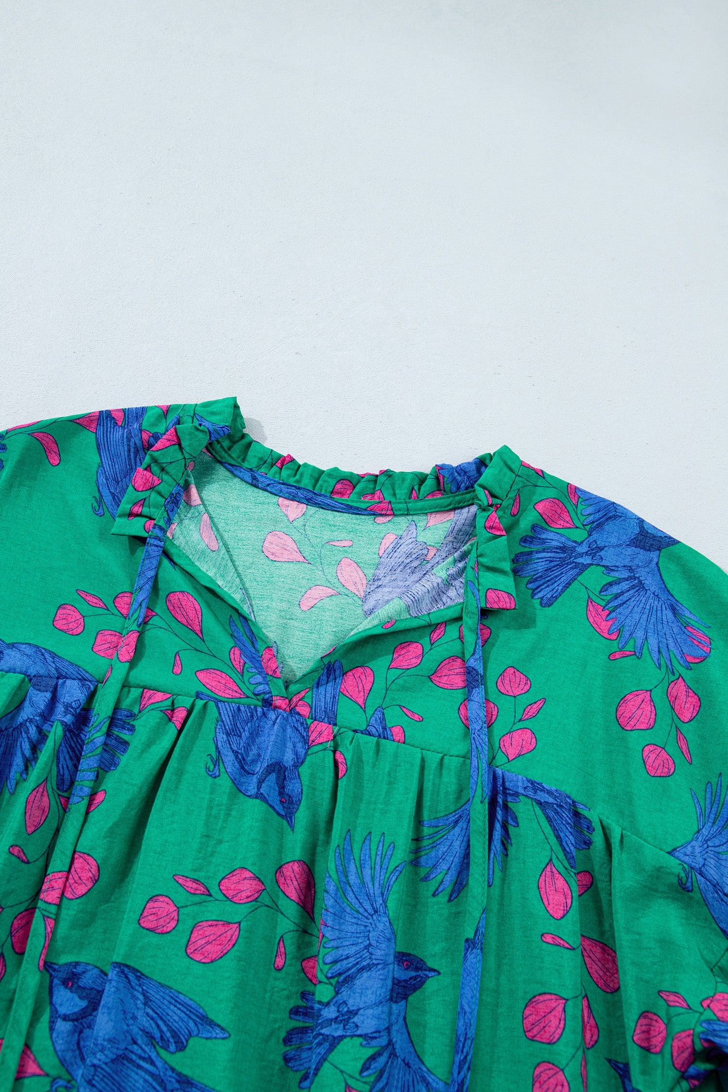 Abstract Print V Neck Flounced Puff Sleeve Blouse – Green