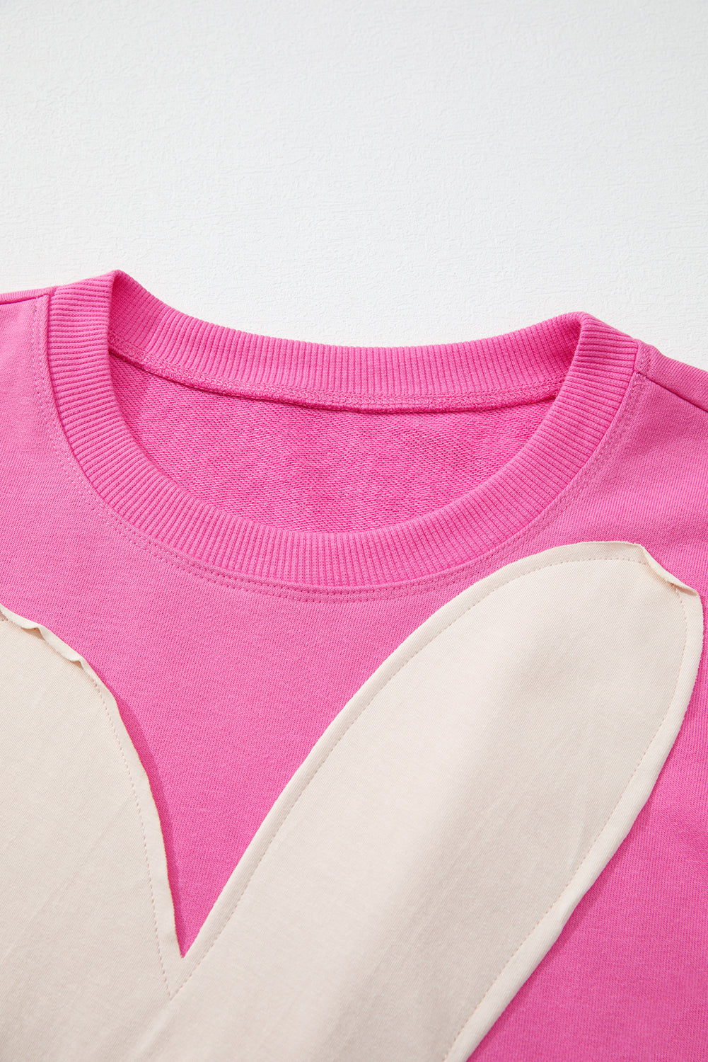 Sachet Pink Contrast Flower Drop Shoulder Loose T Shirt eAura