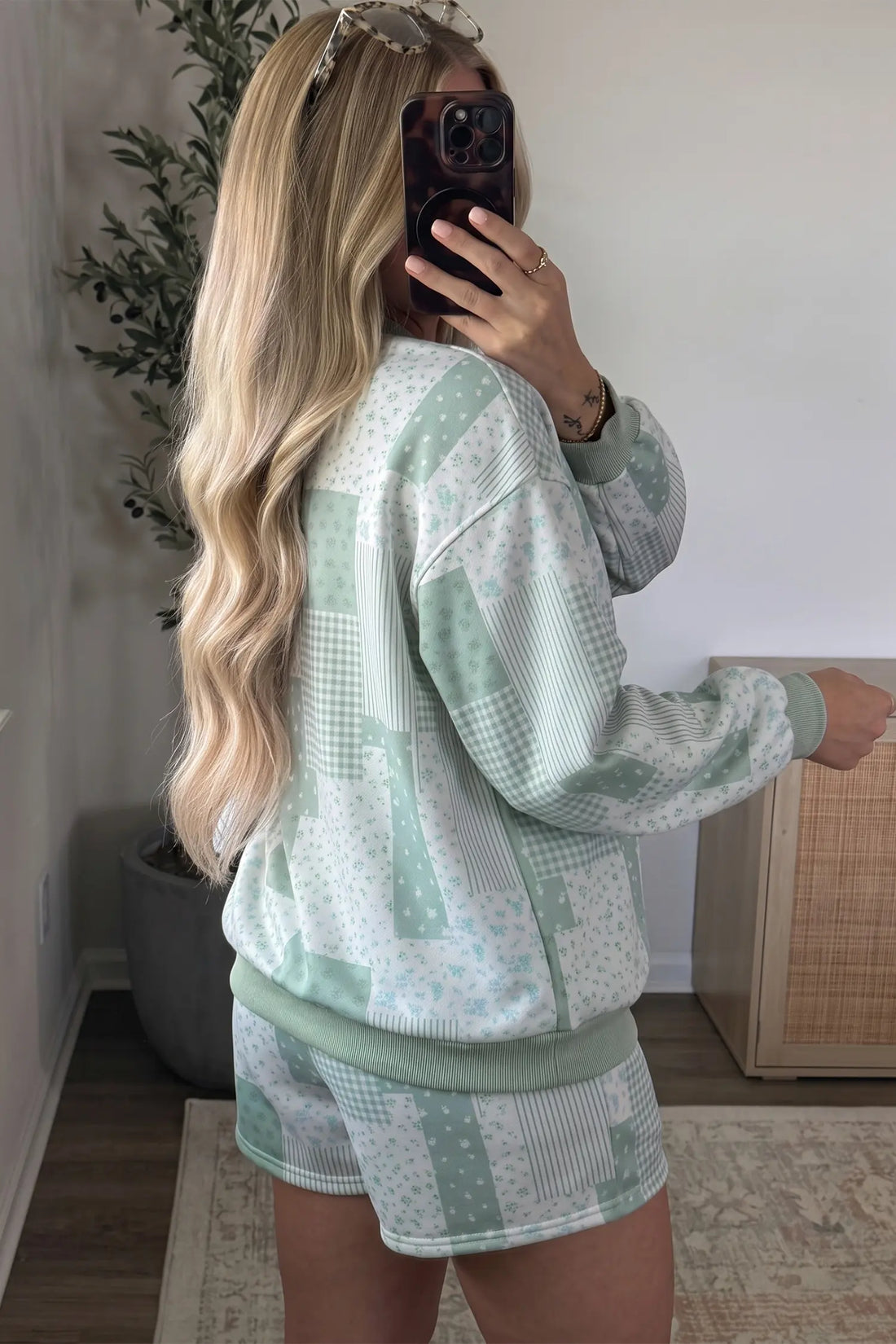 Sky Blue Patchwork Floral Print Drop Shoulder Baggy Pullover Drawstring Shorts Set – Light Blue