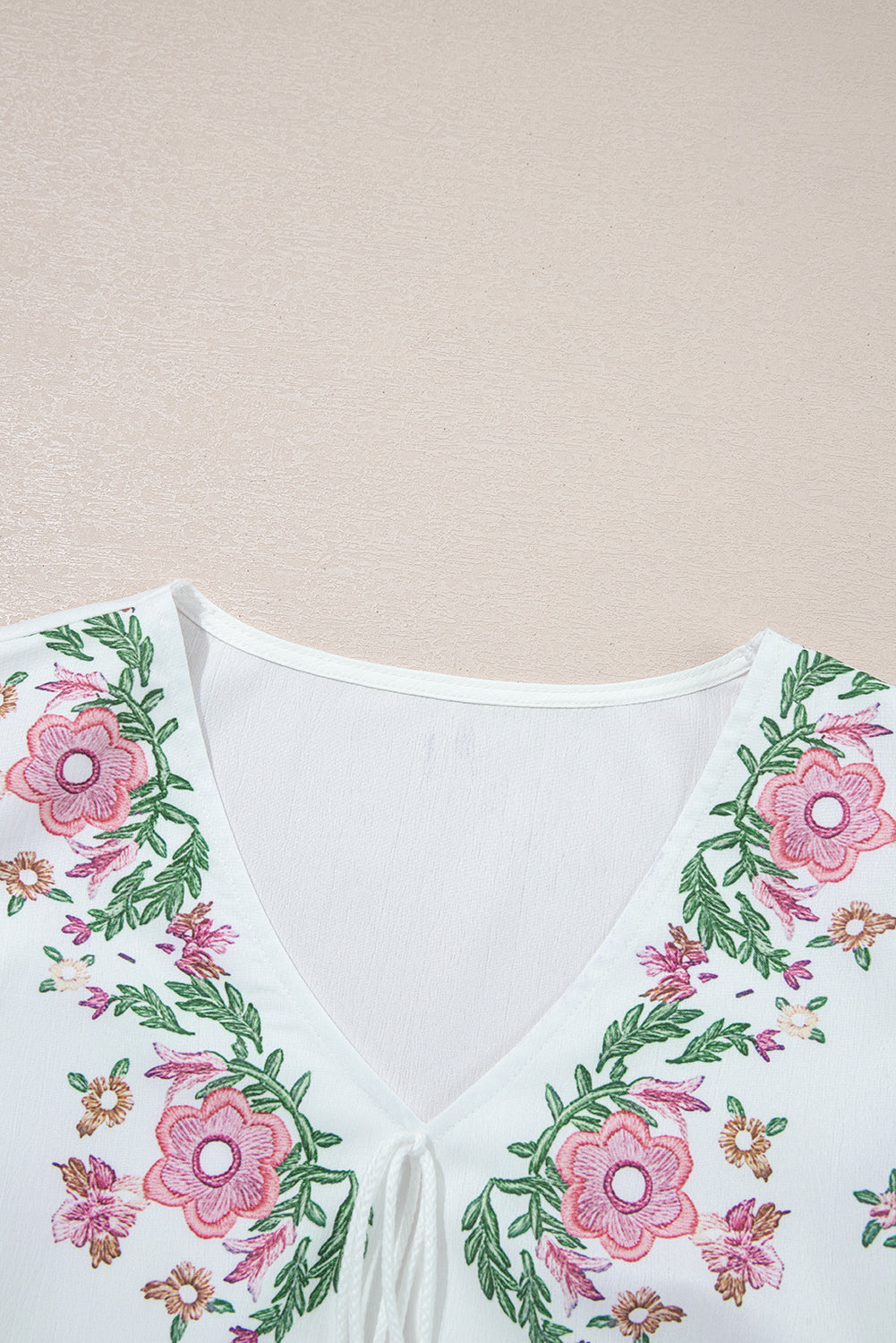 White Flower Lace-up V-Neck Babydoll Blouse eAura