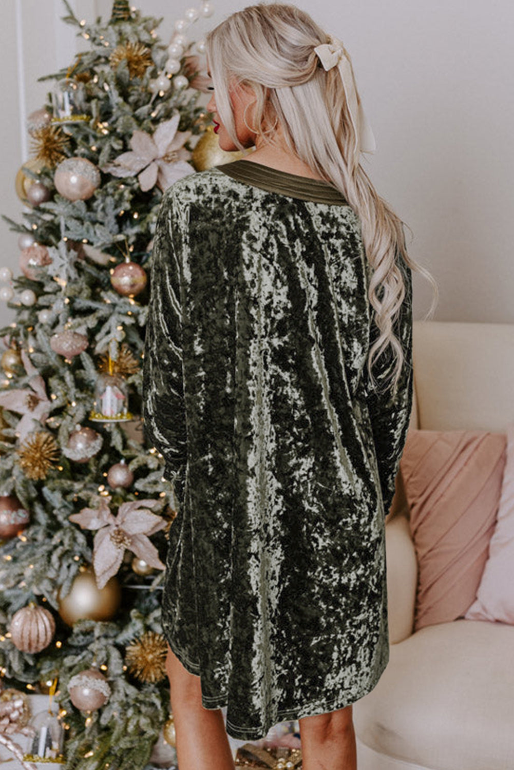 Jungle Green Velvet Long Sleeve V Neck Loose Dress with Pockets eAura