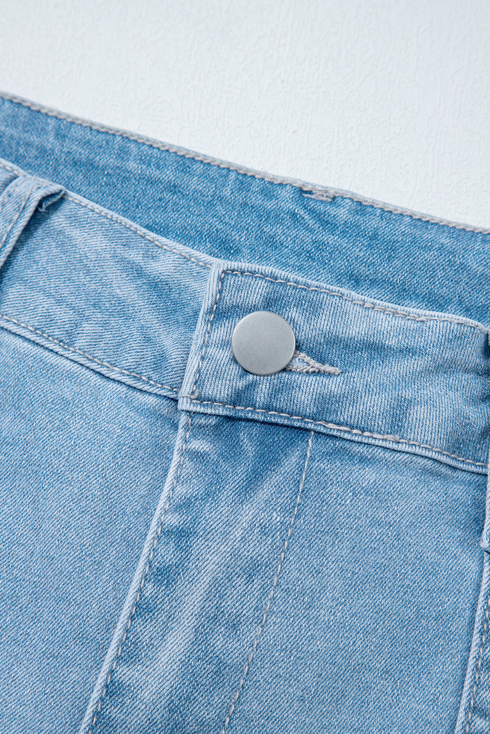 High Rise Barrel Relaxed Patch Pocket Jeans - eAura