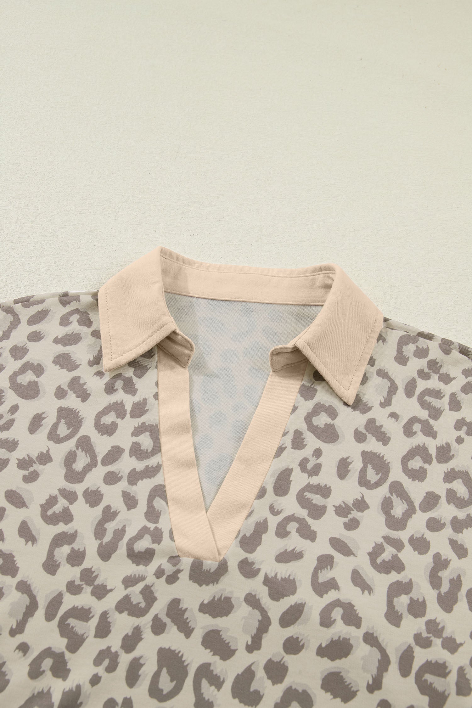V Neck Collar Leopard Printed 2pcs Short Set – Khaki
