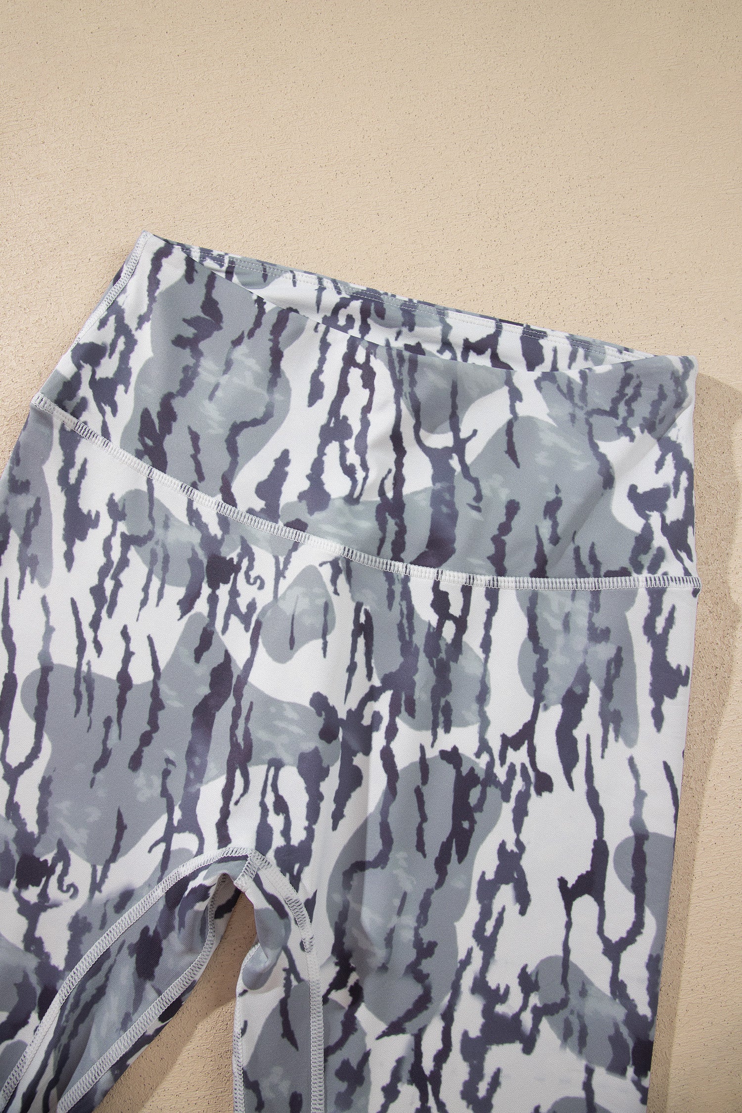 Camouflage Pattern High Waist Leggings – Multicolour