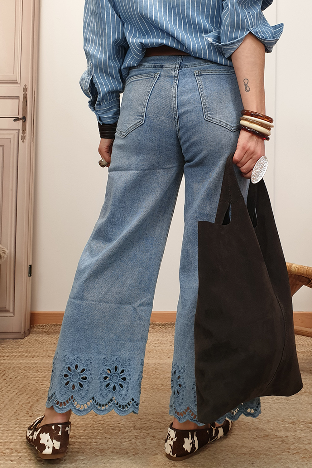 Embroidered Cropped Wide Leg High Waist Jeans - eAura
