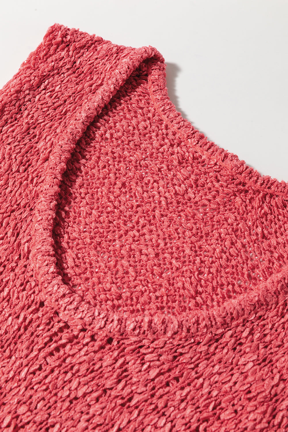 Flamingo Textured Knit U Neck Slim Fit Sweater Vest eAura
