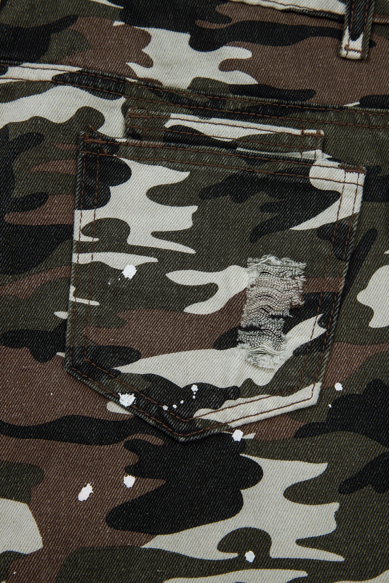 Camouflage Print Splashed Distressed Loose Denim Pants - eAura