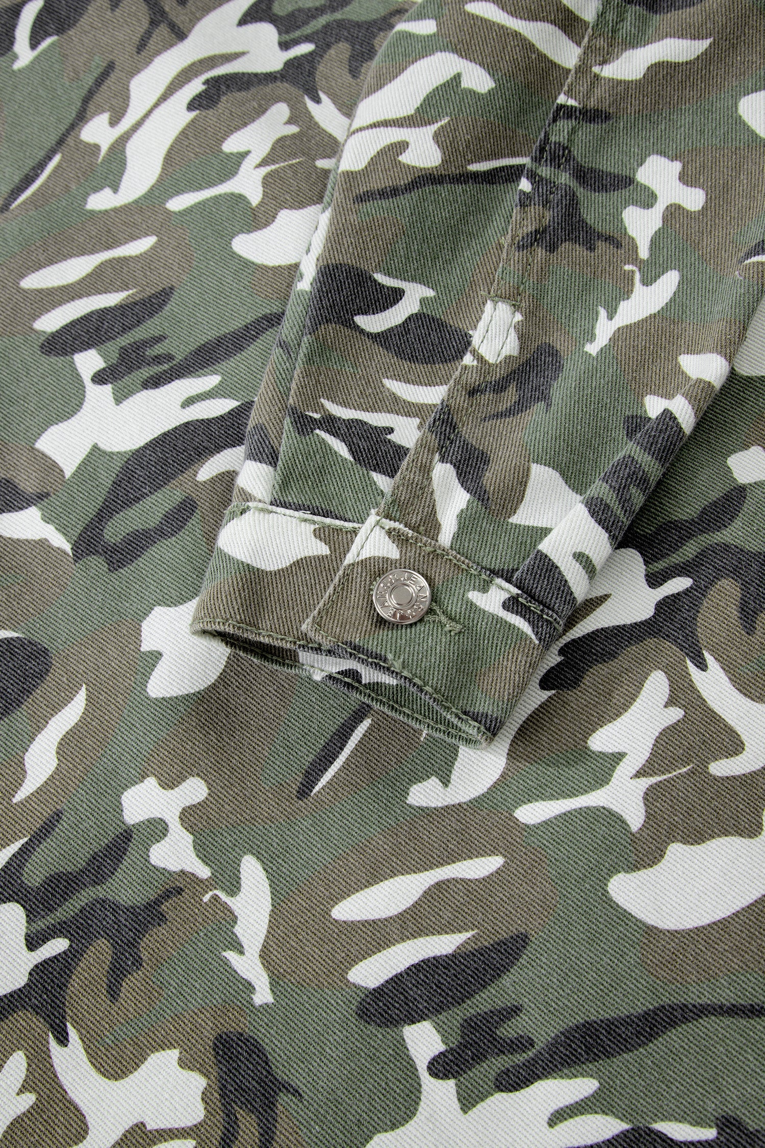 Camo Chest Pockets Oversized Denim Jacket - Outerwear/Denim jackets