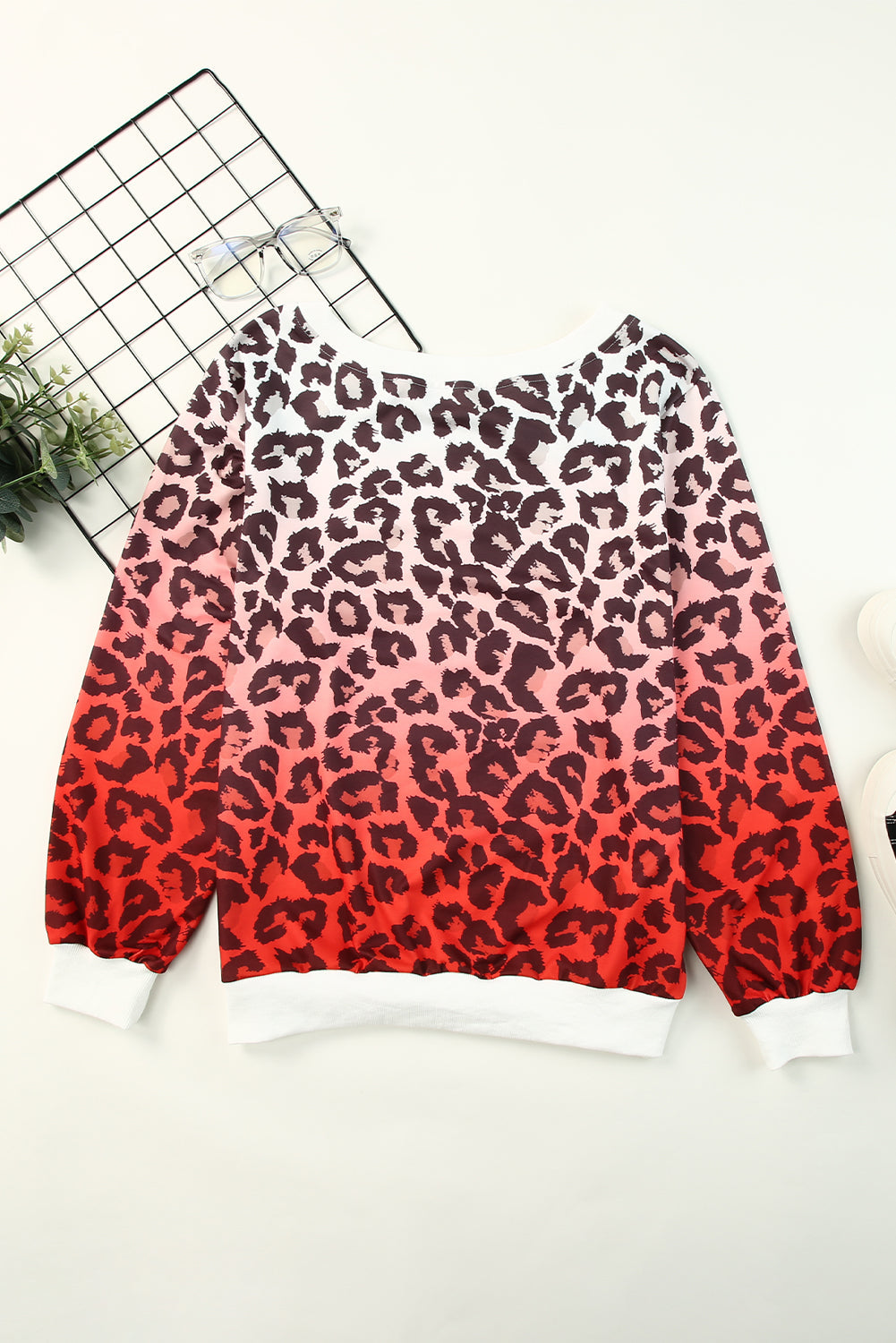Leopard Gradient Long Sleeve Sweatshirt eAura