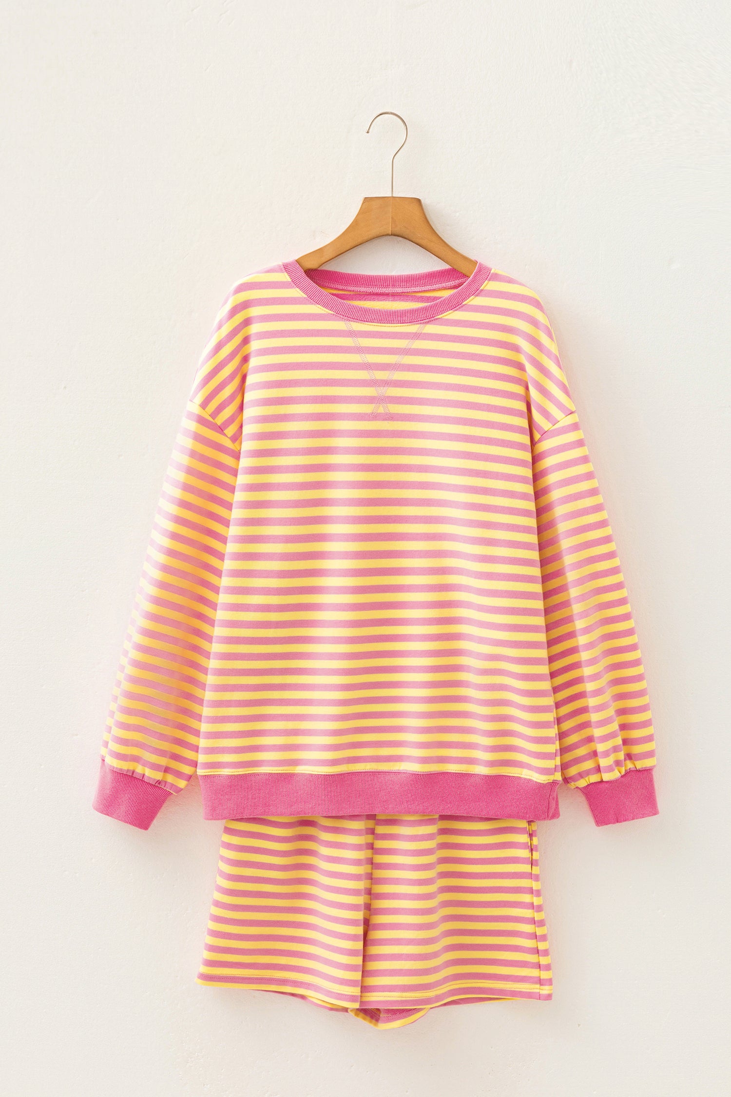 Color Block Trim Round Neck Long Sleeve Top Casual Shorts 2pcs Set – Yellow Stripe