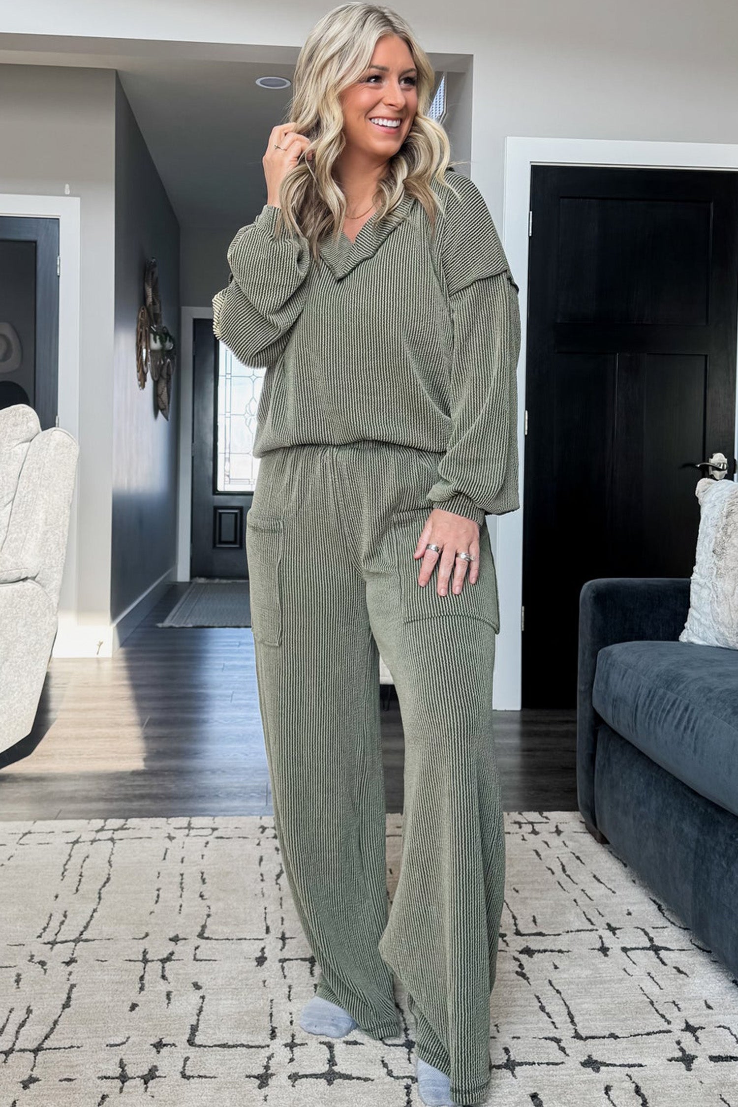 Twisted Ribbed Exposed Seam Detail V Neck Pullover Plus Size Pant Set – Four Leaf Clover