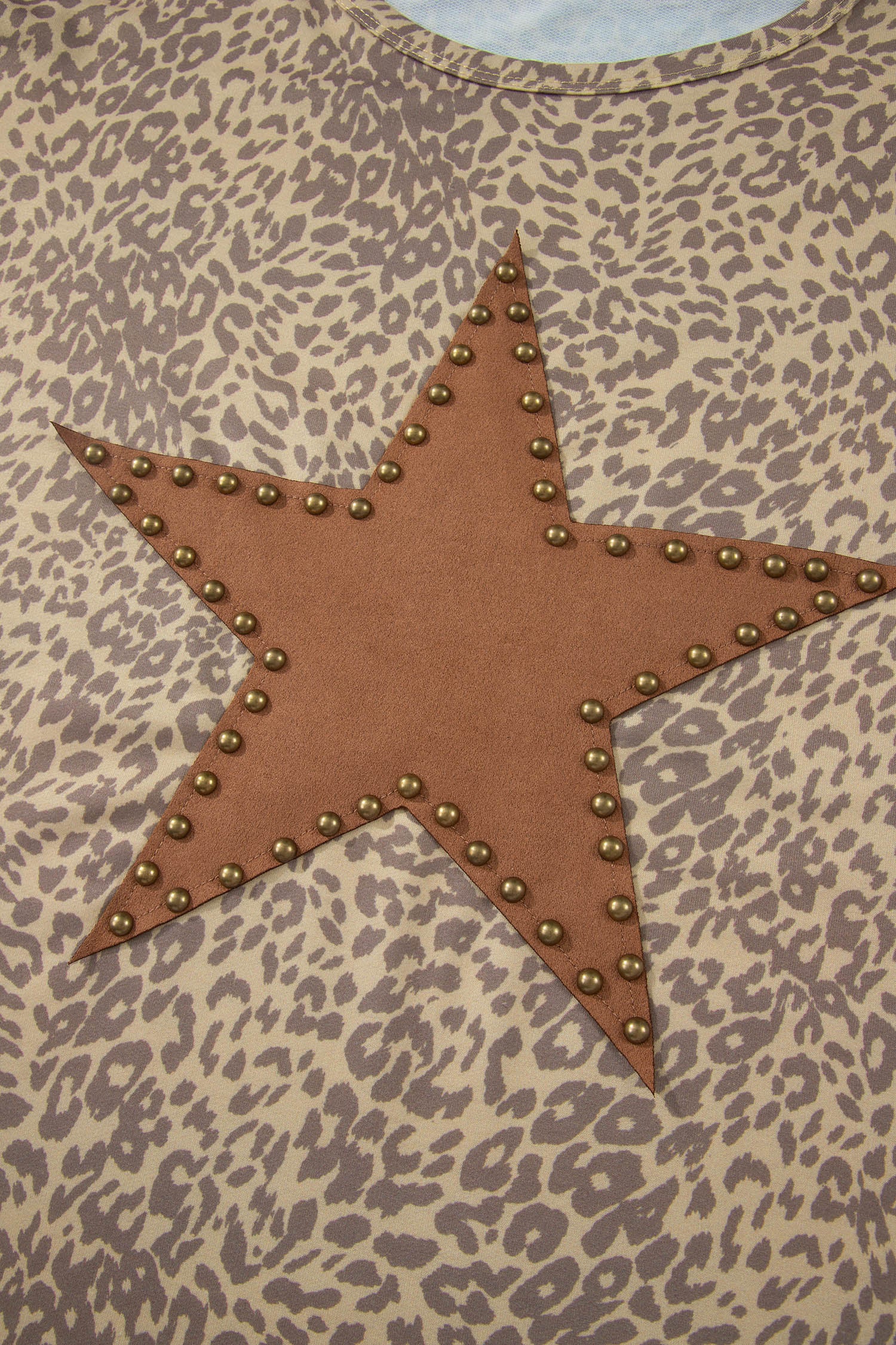 Leopard Print Studded Star Patch Loose Tee – Khaki & Pink