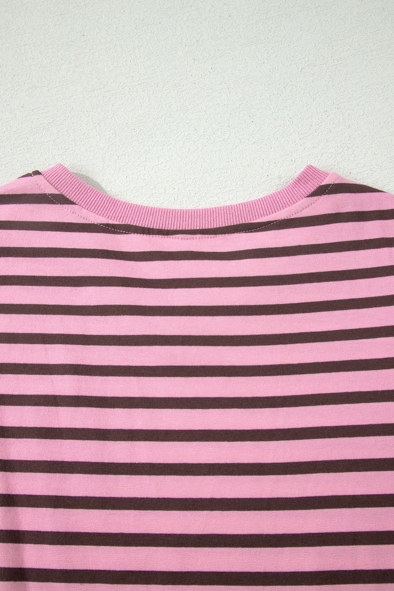 Rose Stripe V-Neck Puff Sleeve Top – Ribbed Collar & Cuff Detail