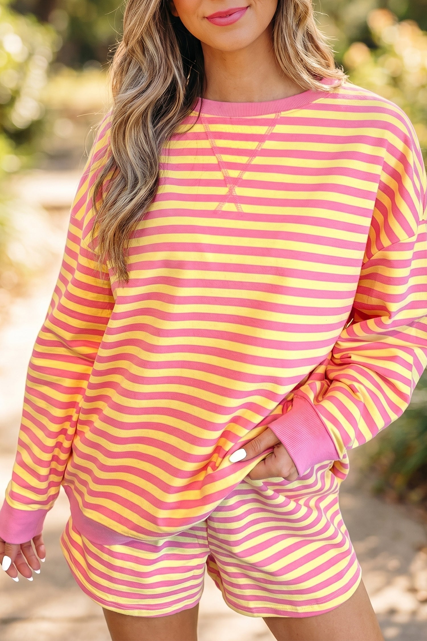Color Block Trim Round Neck Long Sleeve Top Casual Shorts 2pcs Set – Yellow Stripe