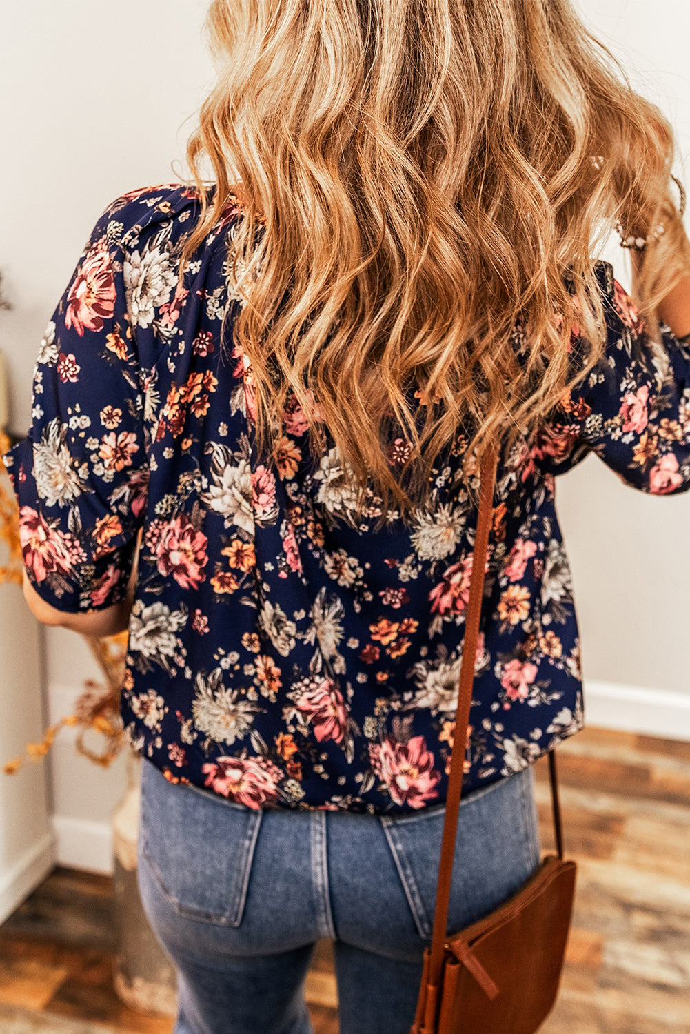 Blue Floral Short Sleeve Scoop Neck Casual Blouse eAura