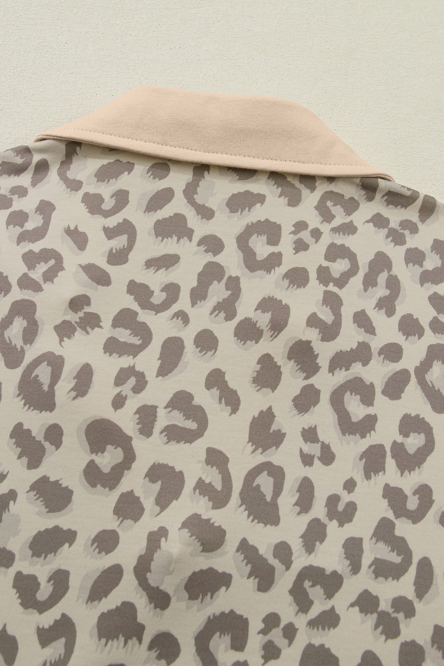 V Neck Collar Leopard Printed 2pcs Short Set – Khaki