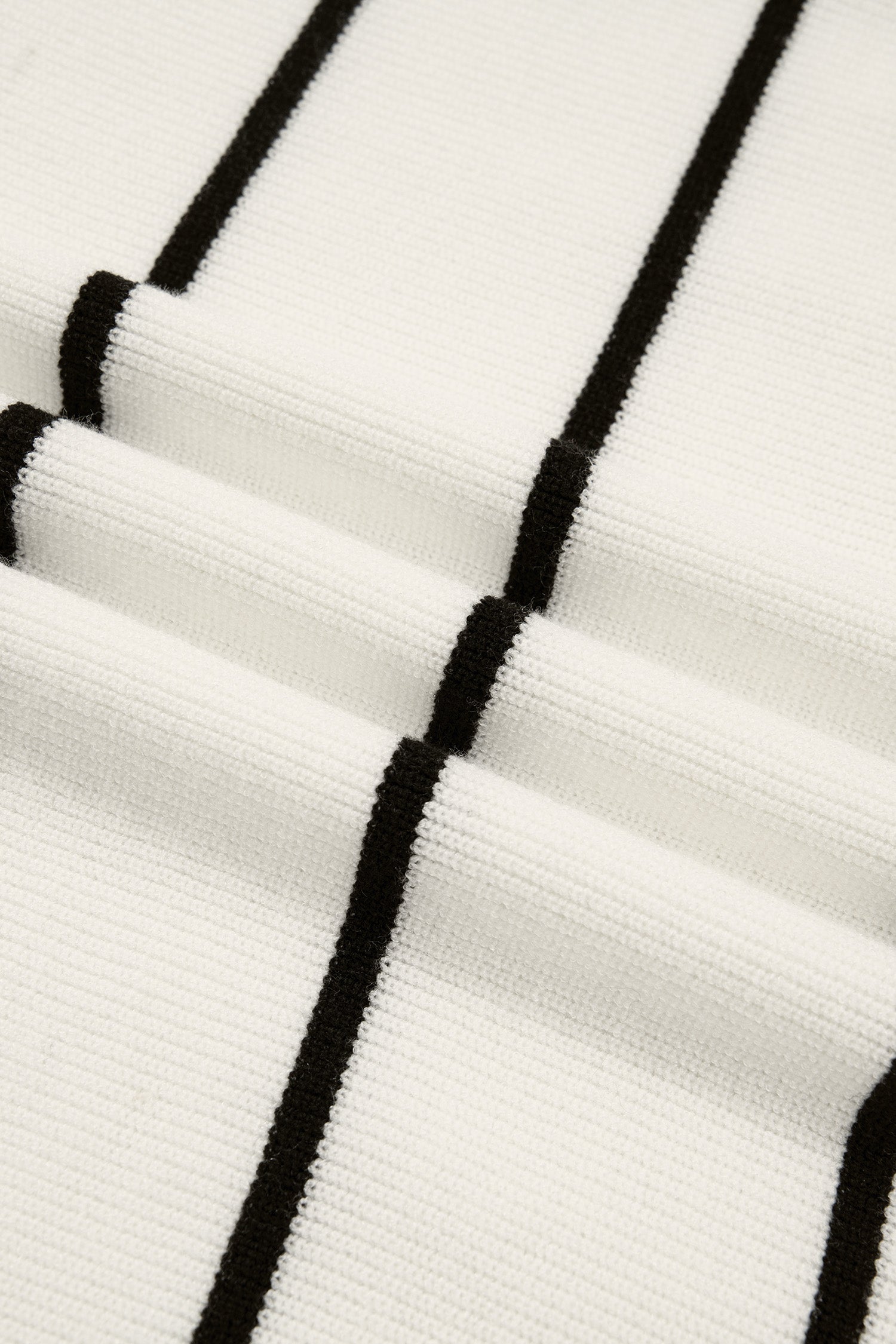 Ribbed Knit Half Sleeve Loose Sweater Tee – White Stripe