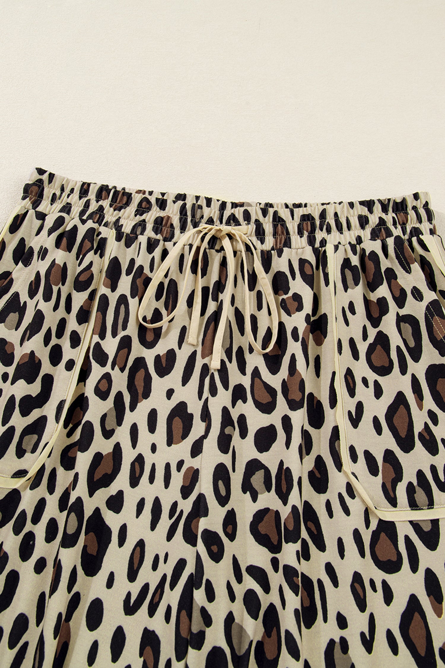Exposed Seam Patched Pocket Plus Size Drawstring Leopard Wide Leg Pants