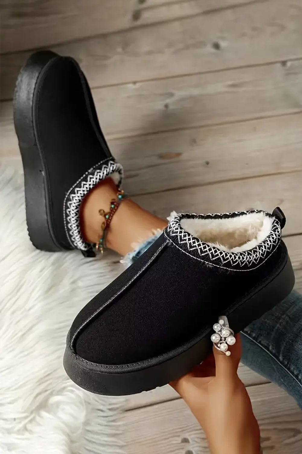 Black Contrast Print Suede Plush Lined Snow Boots BB Fashion Outlet