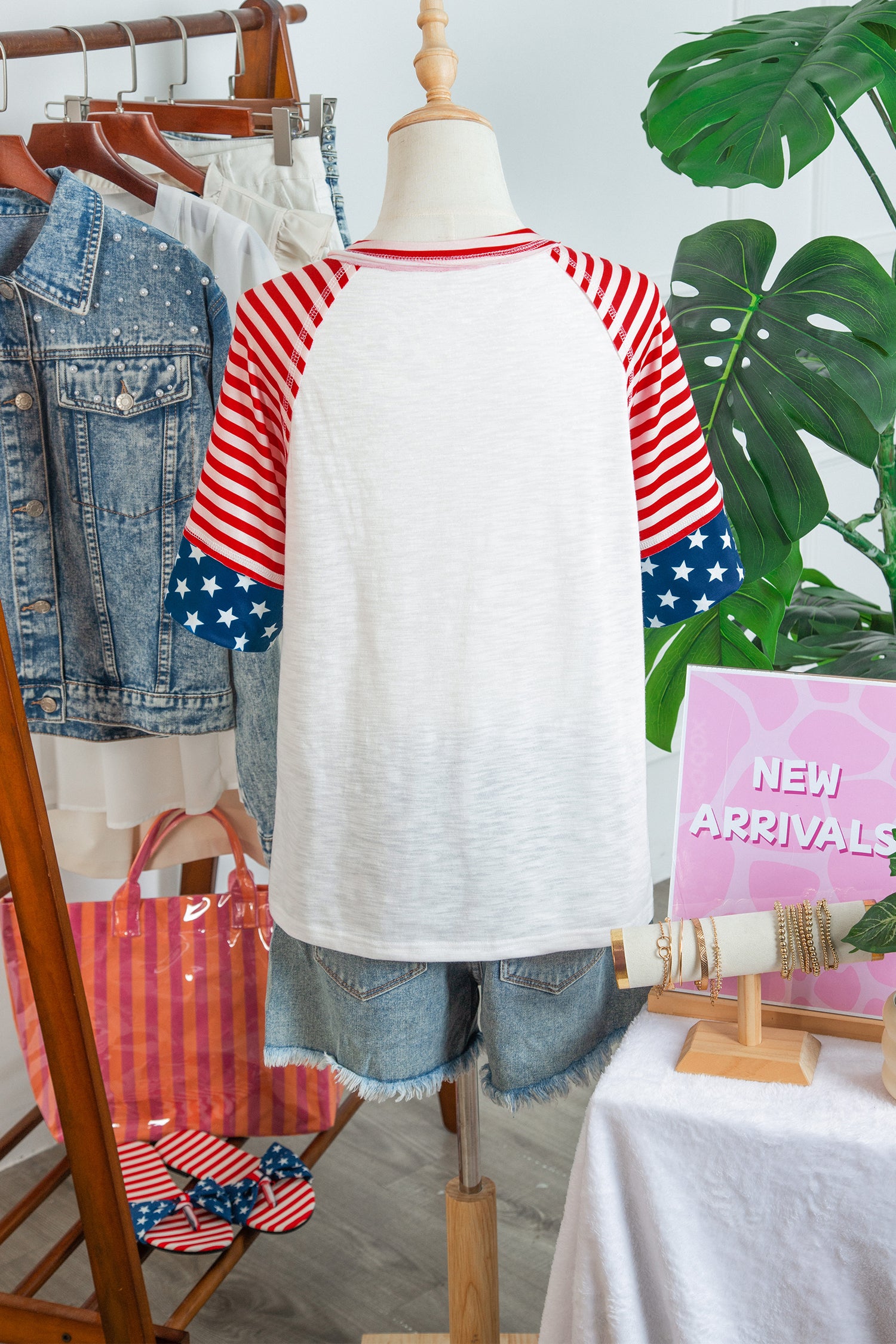 Star Detail Flag Inspired Short Sleeve Top – Fiery Red