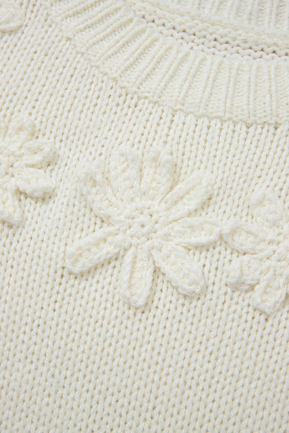White Flower Detail Round Neck Puff Sleeve Sweater eAura