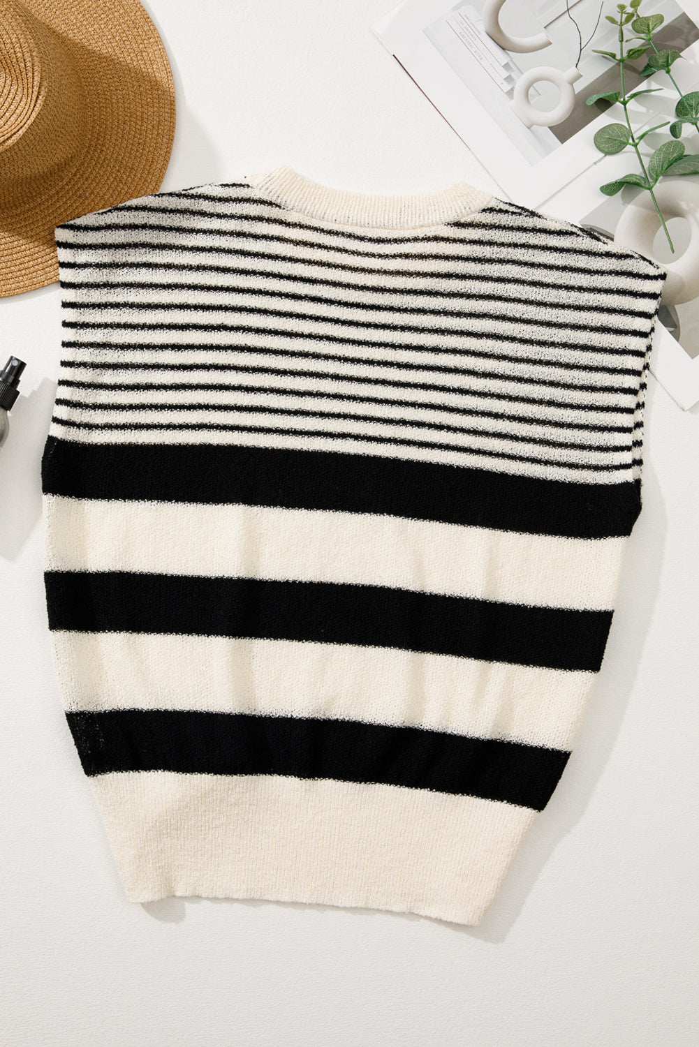 Black white Striped O Neck Sweater Vest eAura