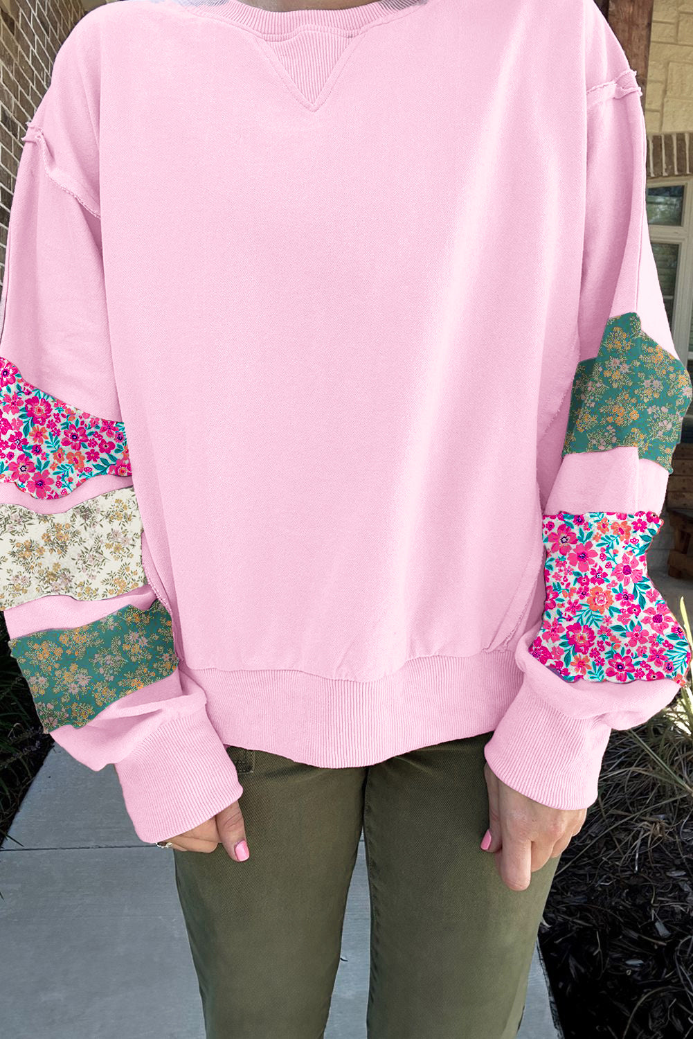 Pink Plus Size Mix Floral Patched Sleeve Ribbed Trim Baggy Sweatshirt - eAura