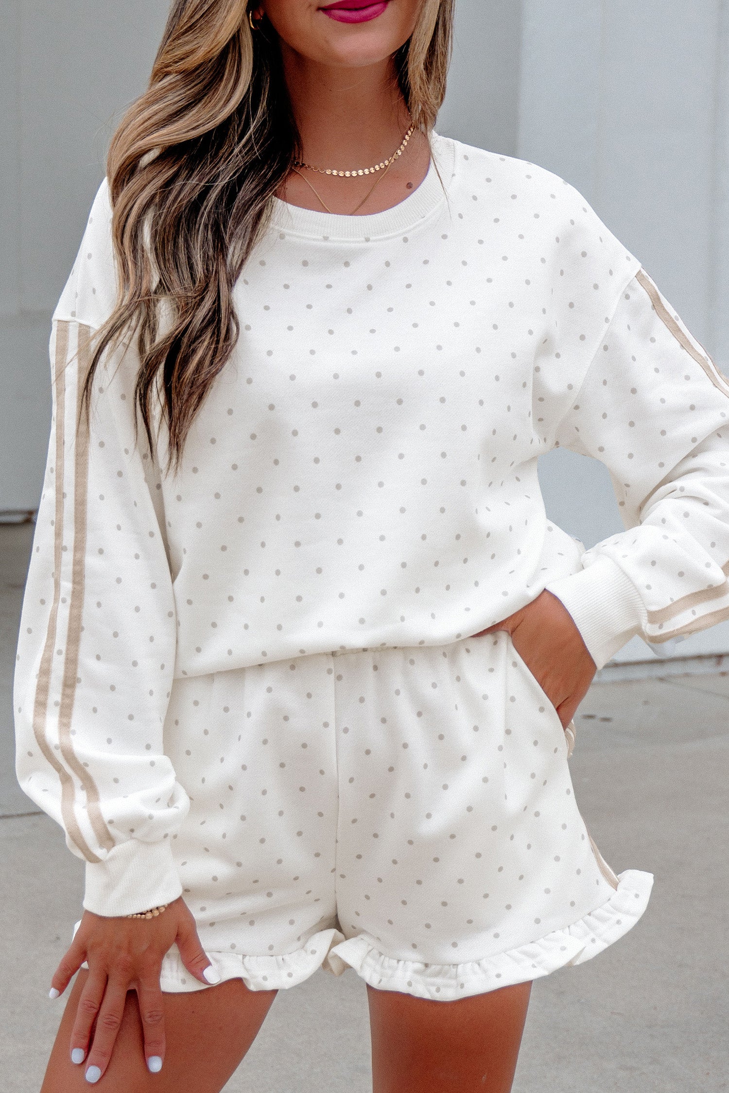 Polka Dot Print Side Stripe Detail Casual Sweatshirt 2pcs Short Set – White
