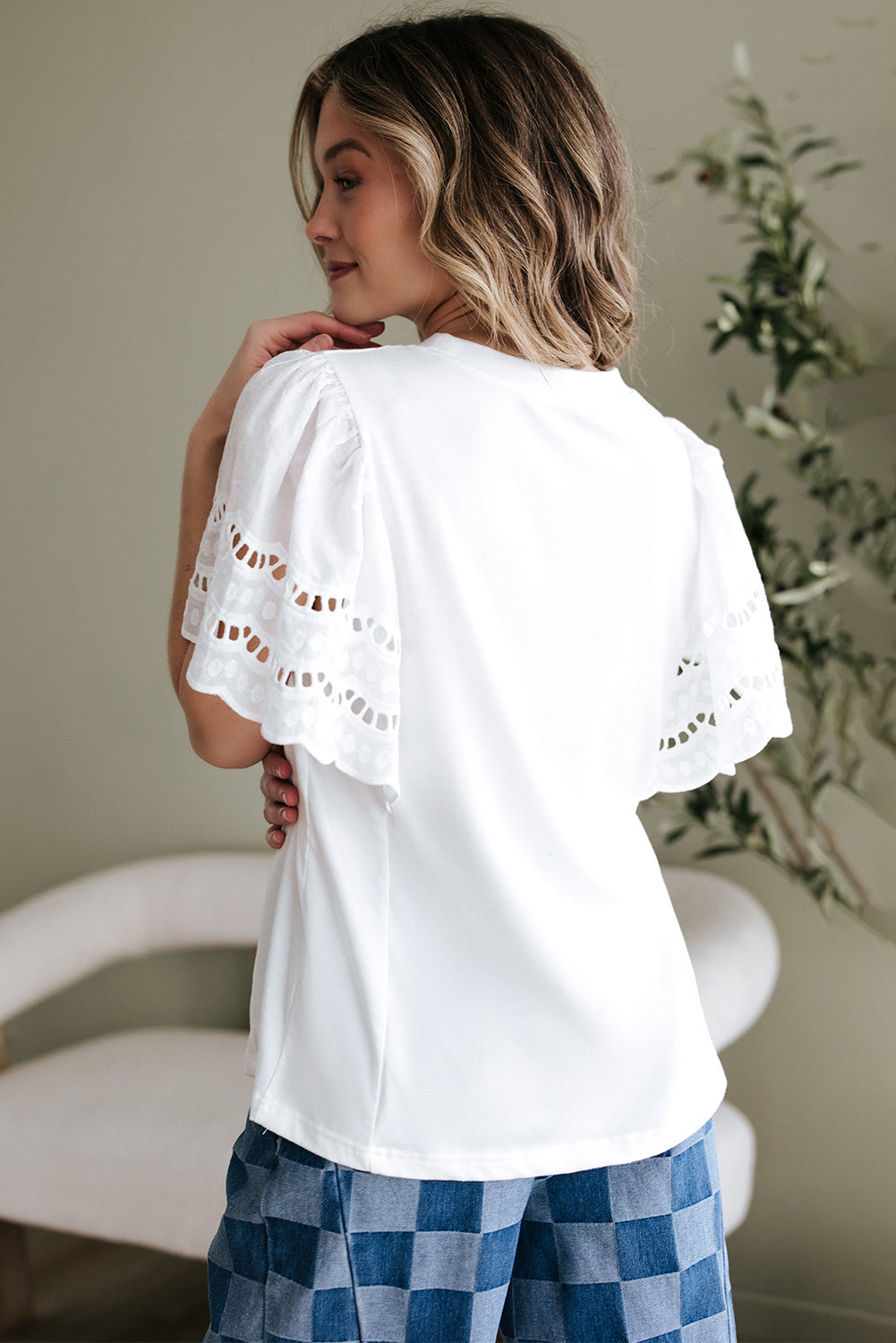 White Hollow Out Embroidered Short Sleeve O Neck Top eAura
