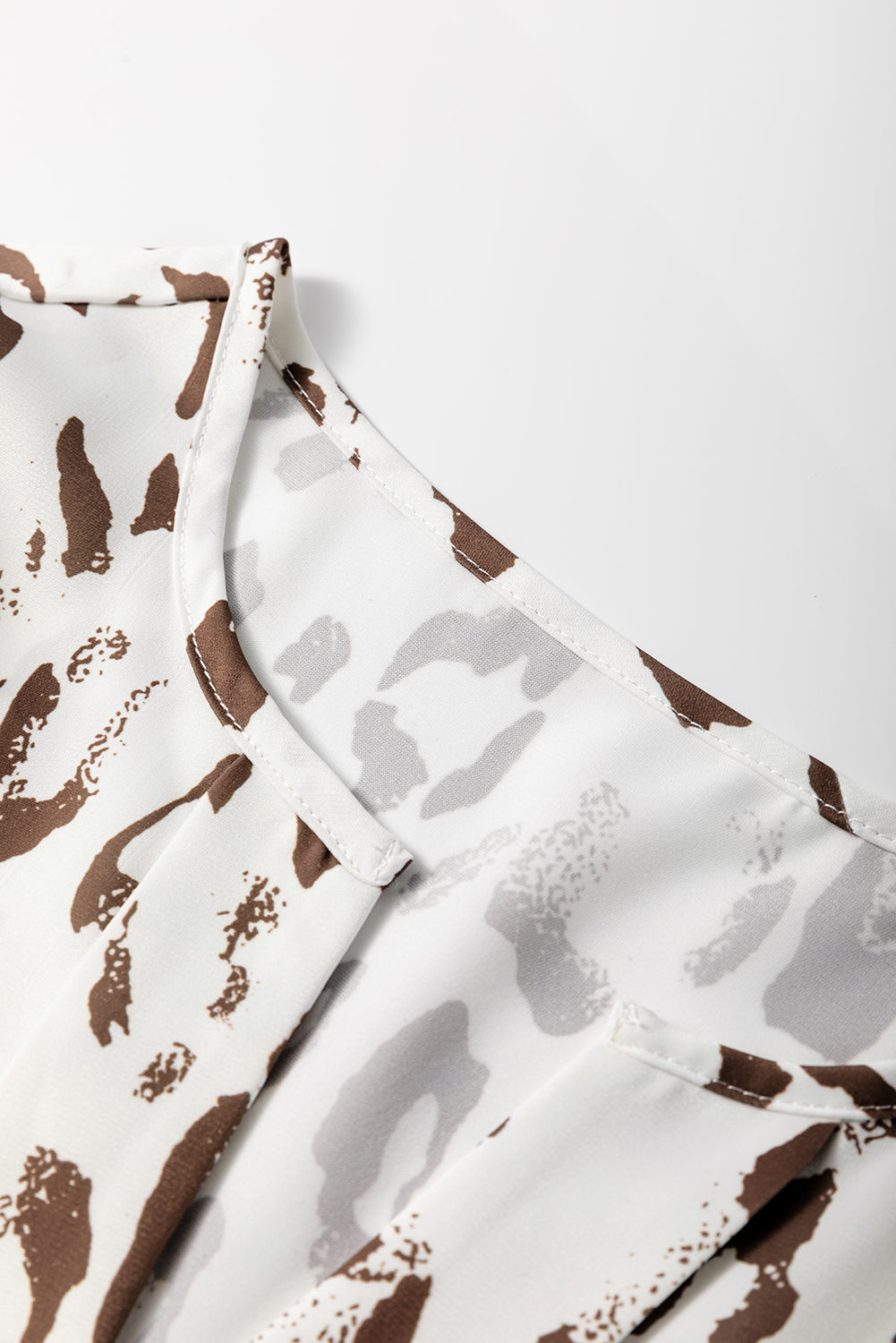 Khaki Leopard Print Split Neck Balloon Sleeve Blouse eAura