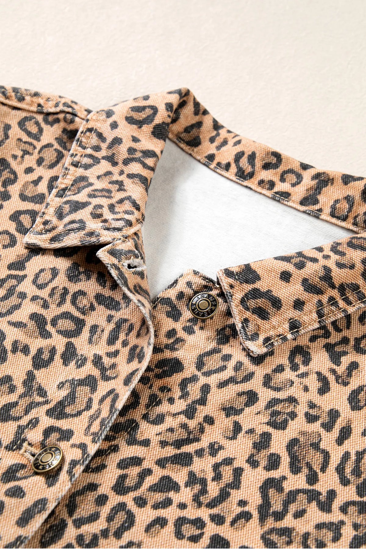Leopard Print Collar Long Sleeve Patch Pocket Shift Denim Jacket – Khaki