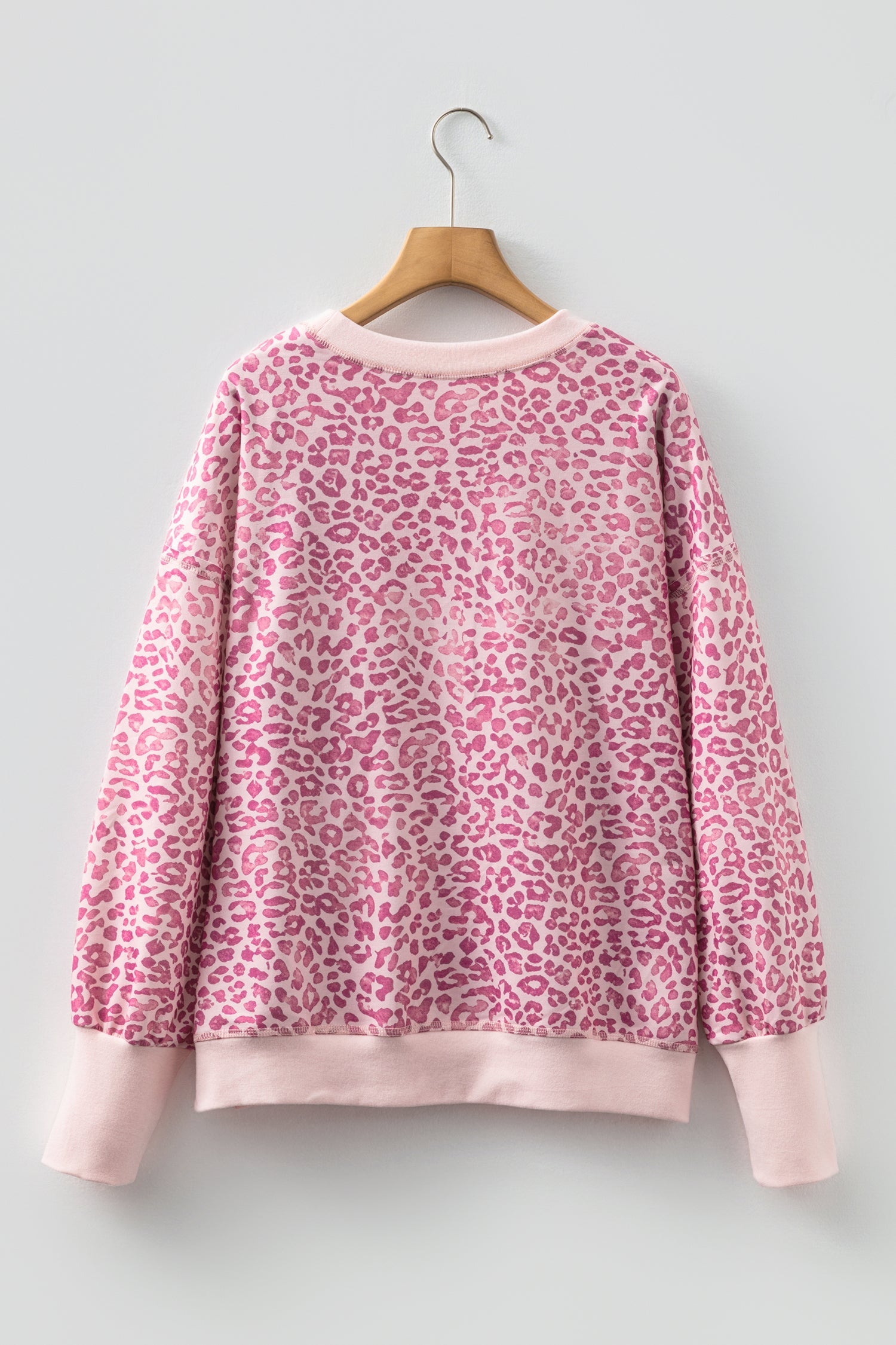 Leopard Print Crew Neck Sweatshirt - eAura