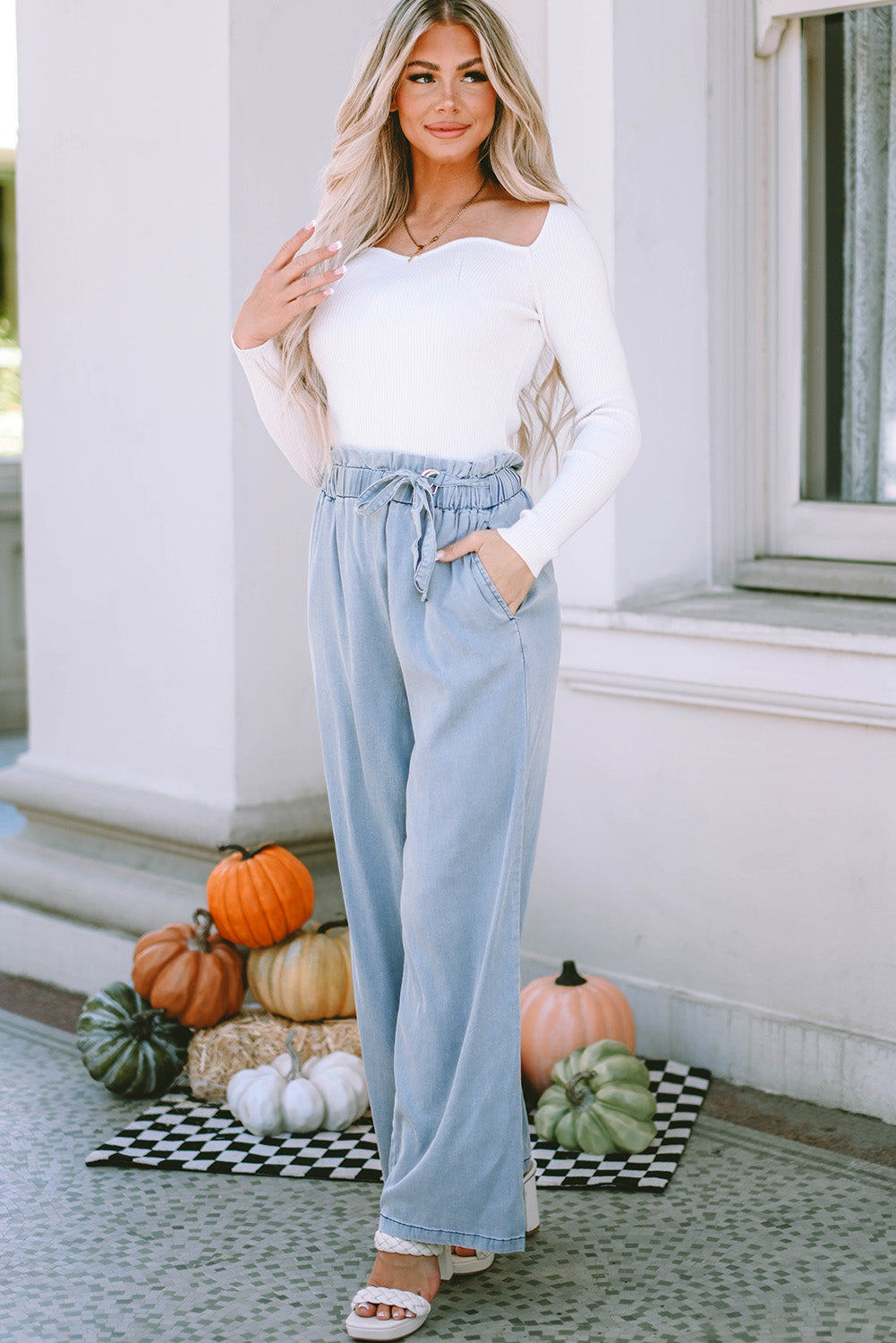 Black High Waist Pocketed Wide Leg Tencel Jeans Beagle Boutique Fashion Outlet