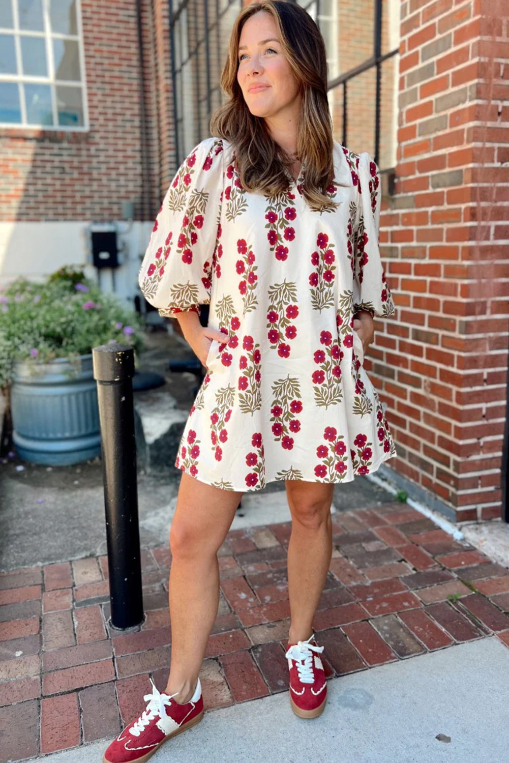 White Floral Print V-Neck 3/4 Sleeve Loose Mini Dress